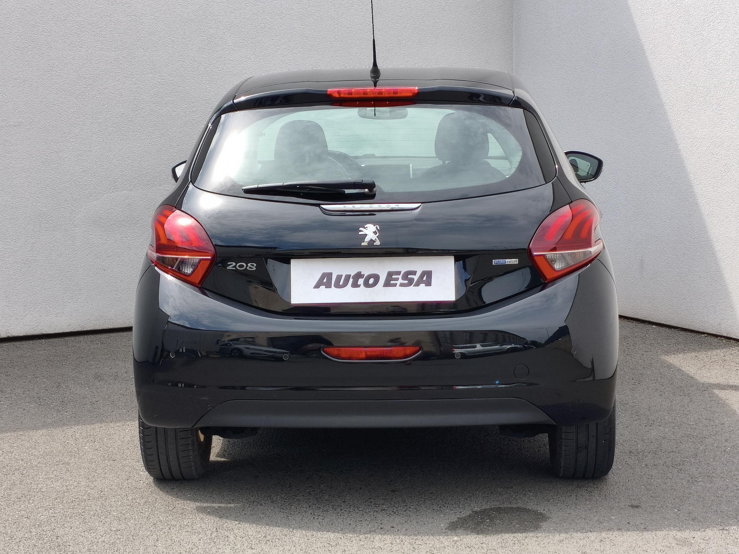 Peugeot 208, 2015 - pohled č. 5