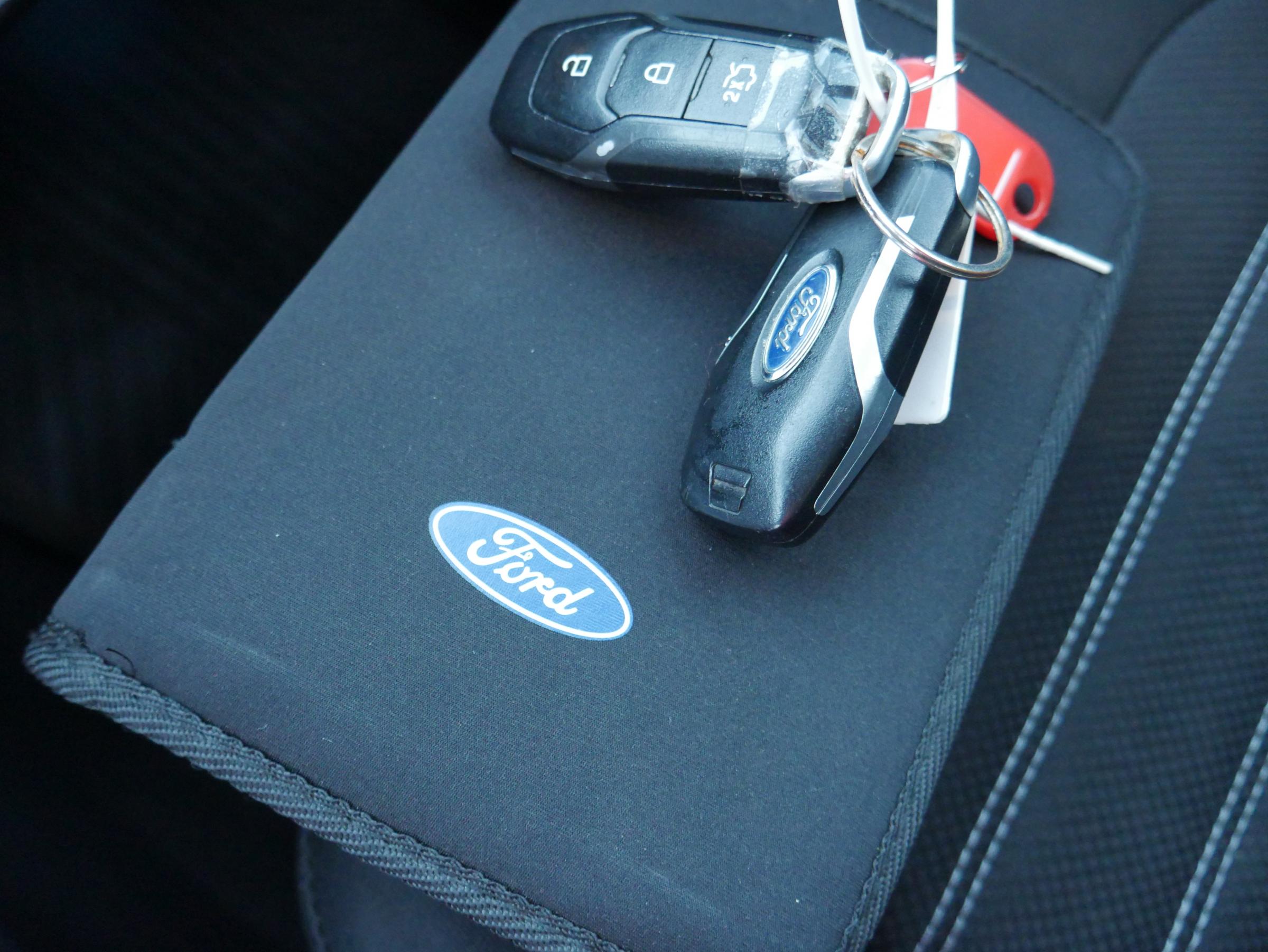 Ford Galaxy, 2015 - pohled č. 24