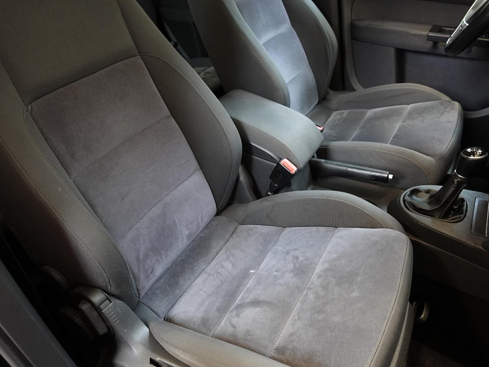 Volkswagen Touran 1.6TDi 