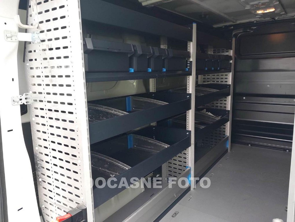 Opel Vivaro 1.5CDTi  L2 DÍLNA