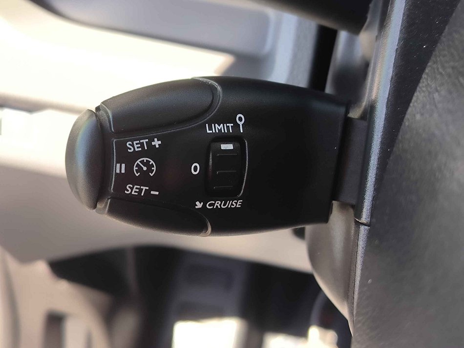 Opel Vivaro 1.5CDTi  L2 DÍLNA