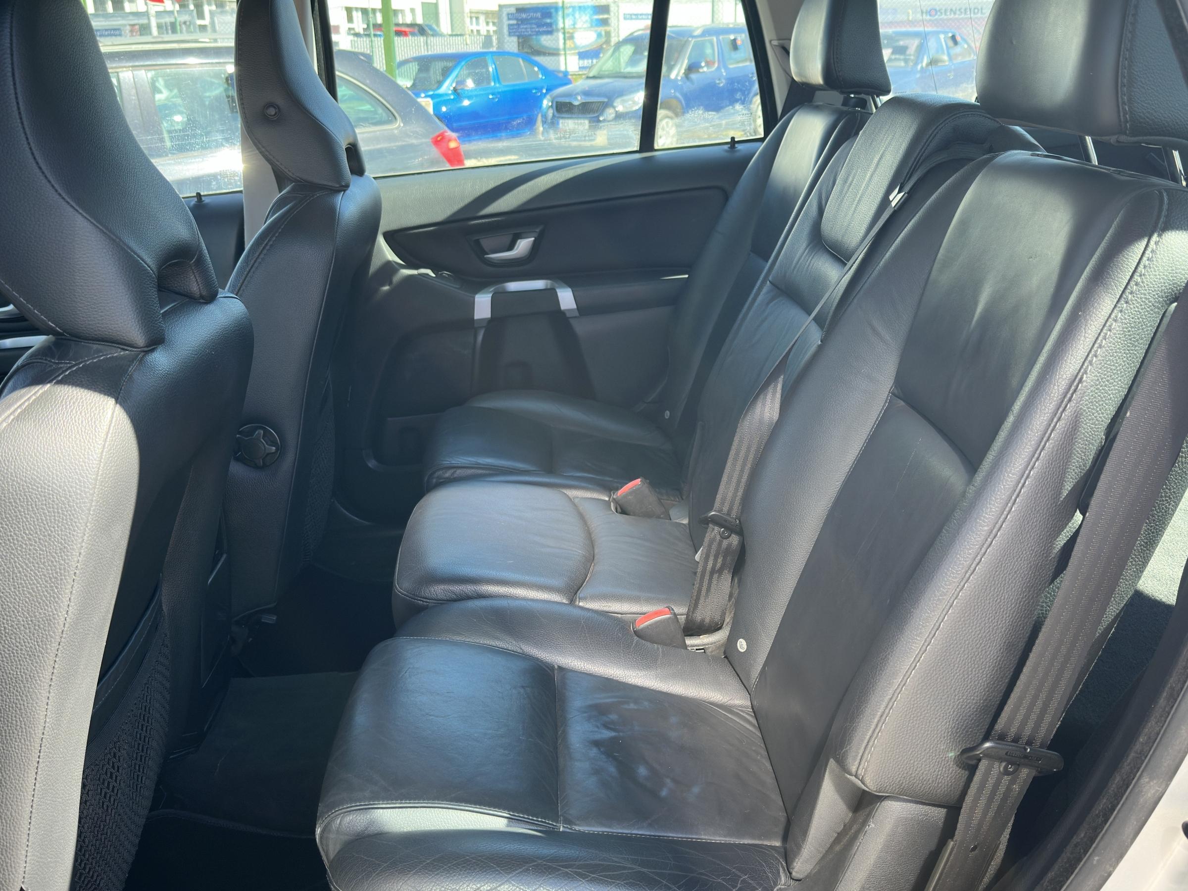 Volvo XC90, 2011 - pohled č. 10