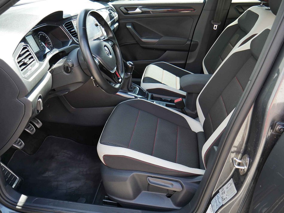 Volkswagen T-Roc 1.5TSi 