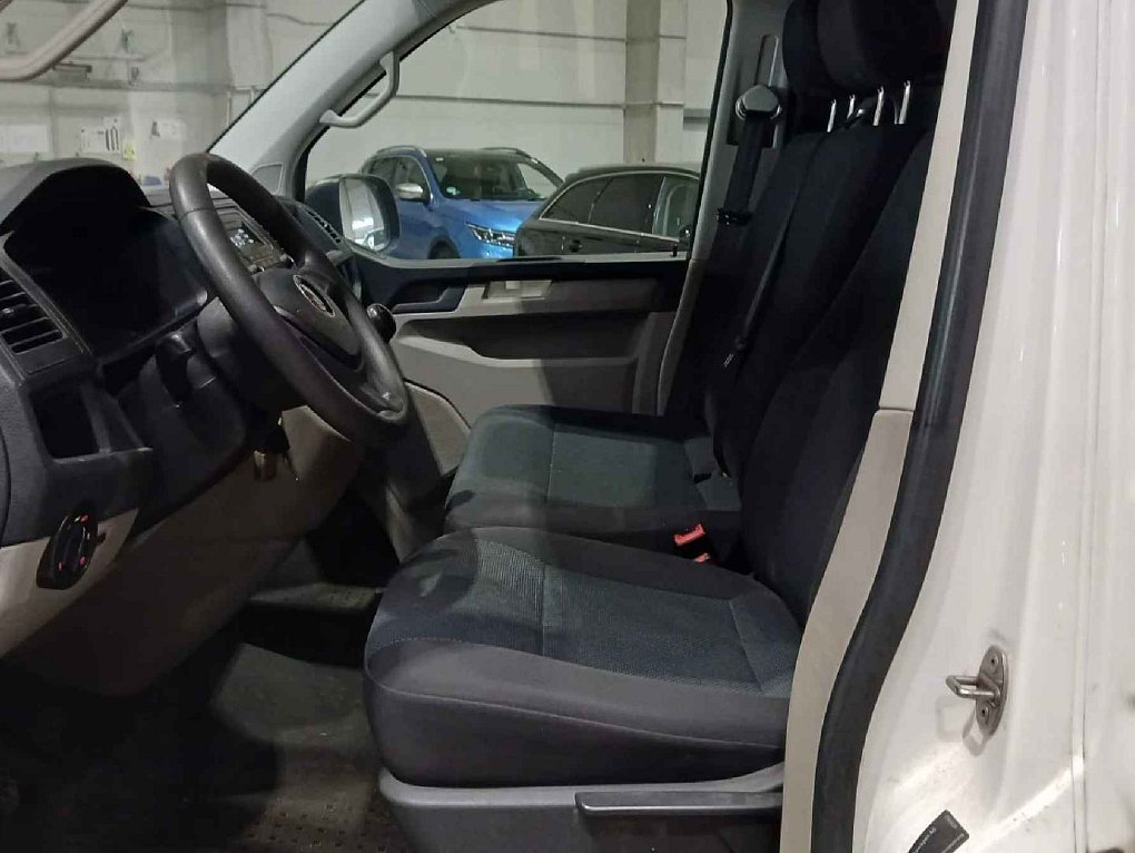 Volkswagen Transporter 2.0TDi 