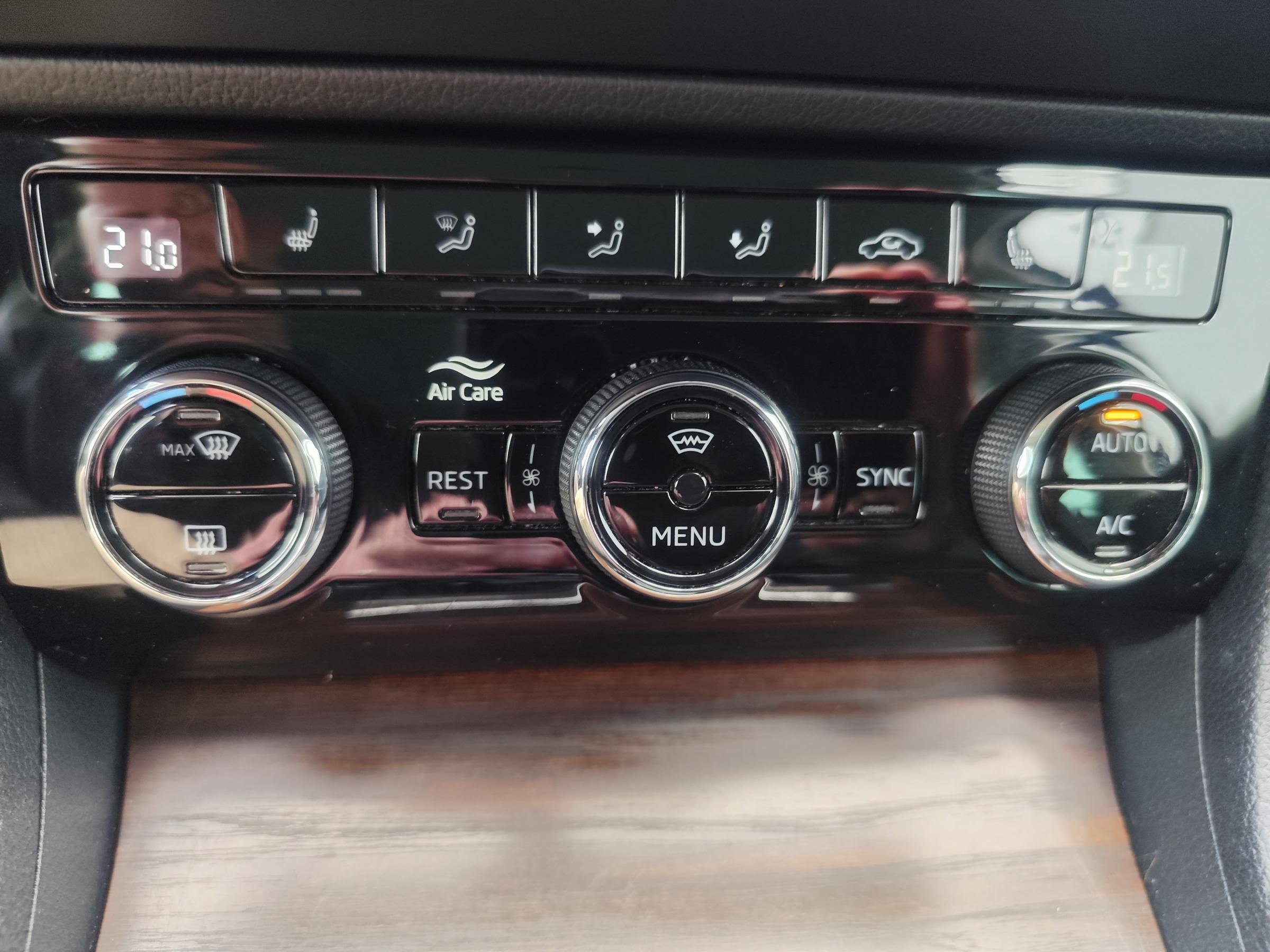 Škoda Superb III, 2021 - pohled č. 20