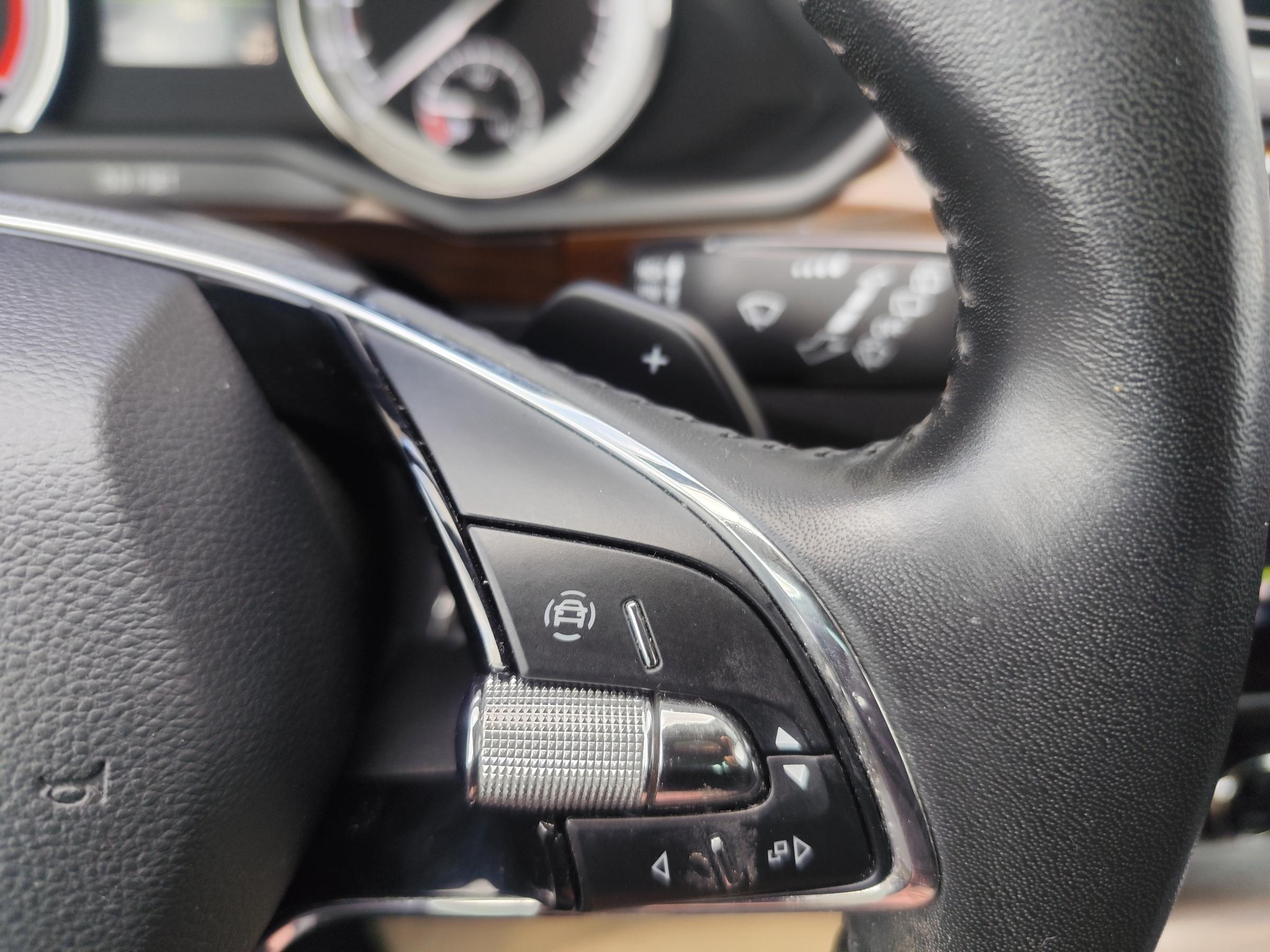 Škoda Superb III, 2021 - pohled č. 23