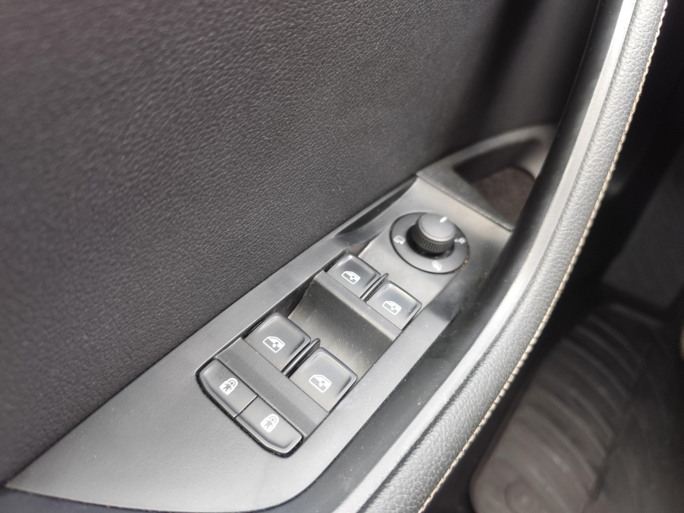 Škoda Superb III, 2021 - pohled č. 26