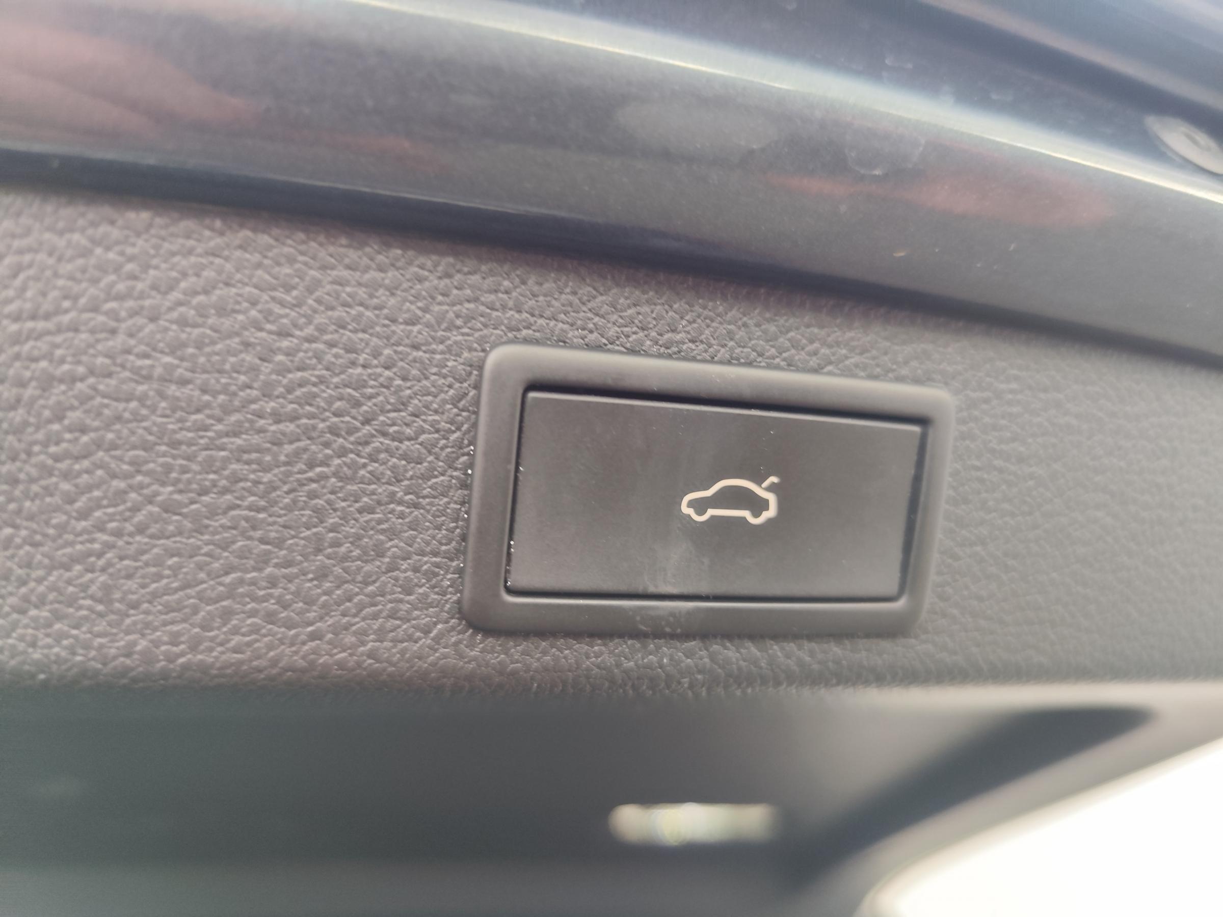 Škoda Superb III, 2021 - pohled č. 28