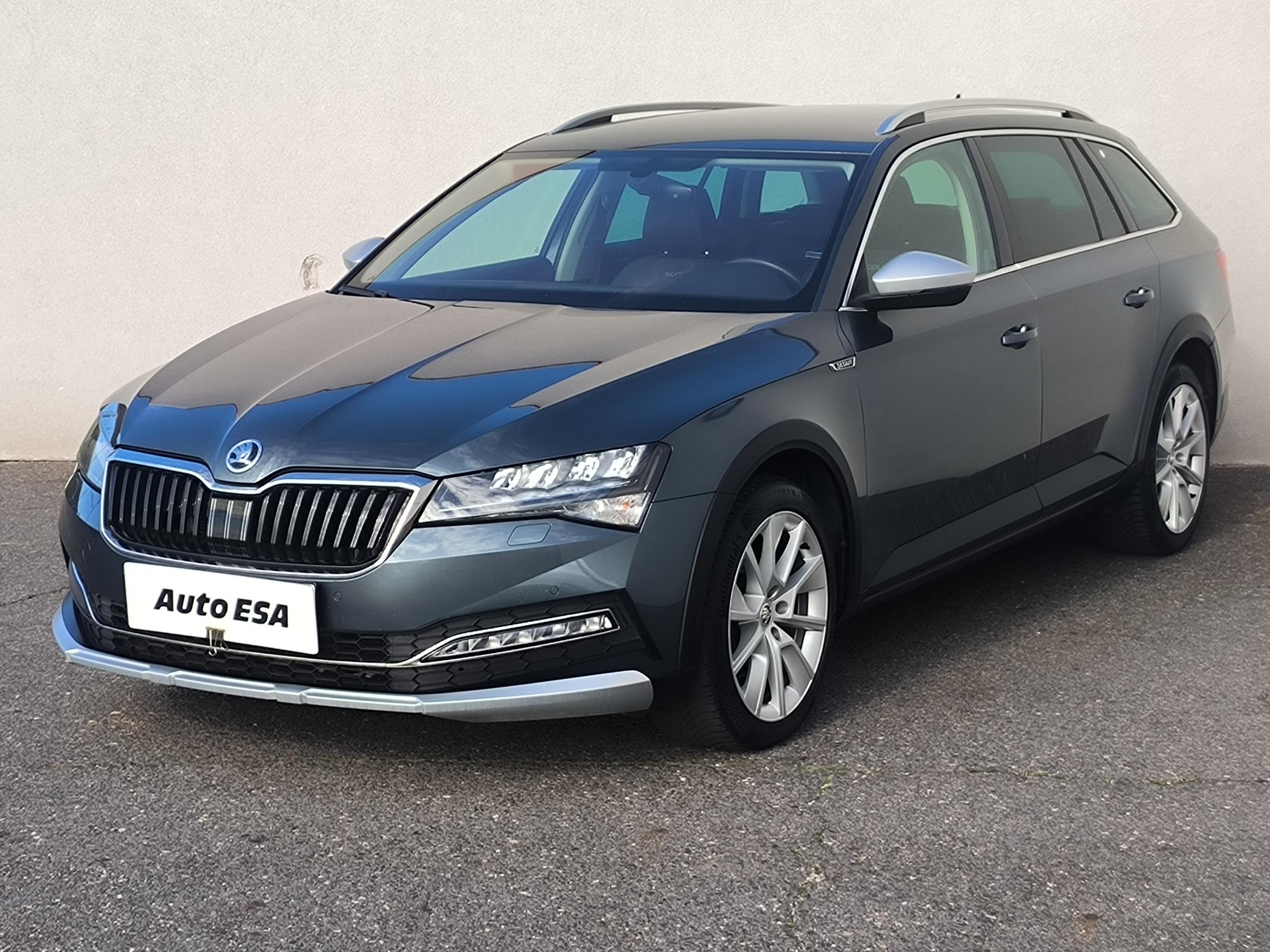 Škoda Superb III, 2021 - pohled č. 3