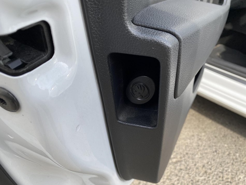 Škoda Superb III 2.0 TDi Ambition