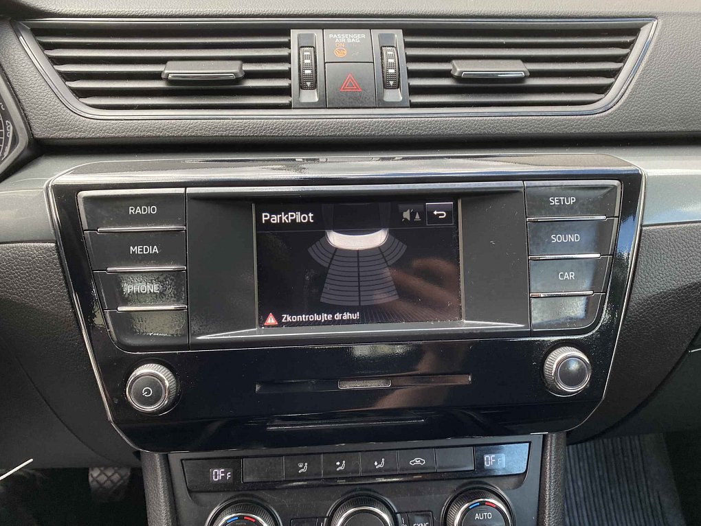 Škoda Superb III 2.0 TDi Active