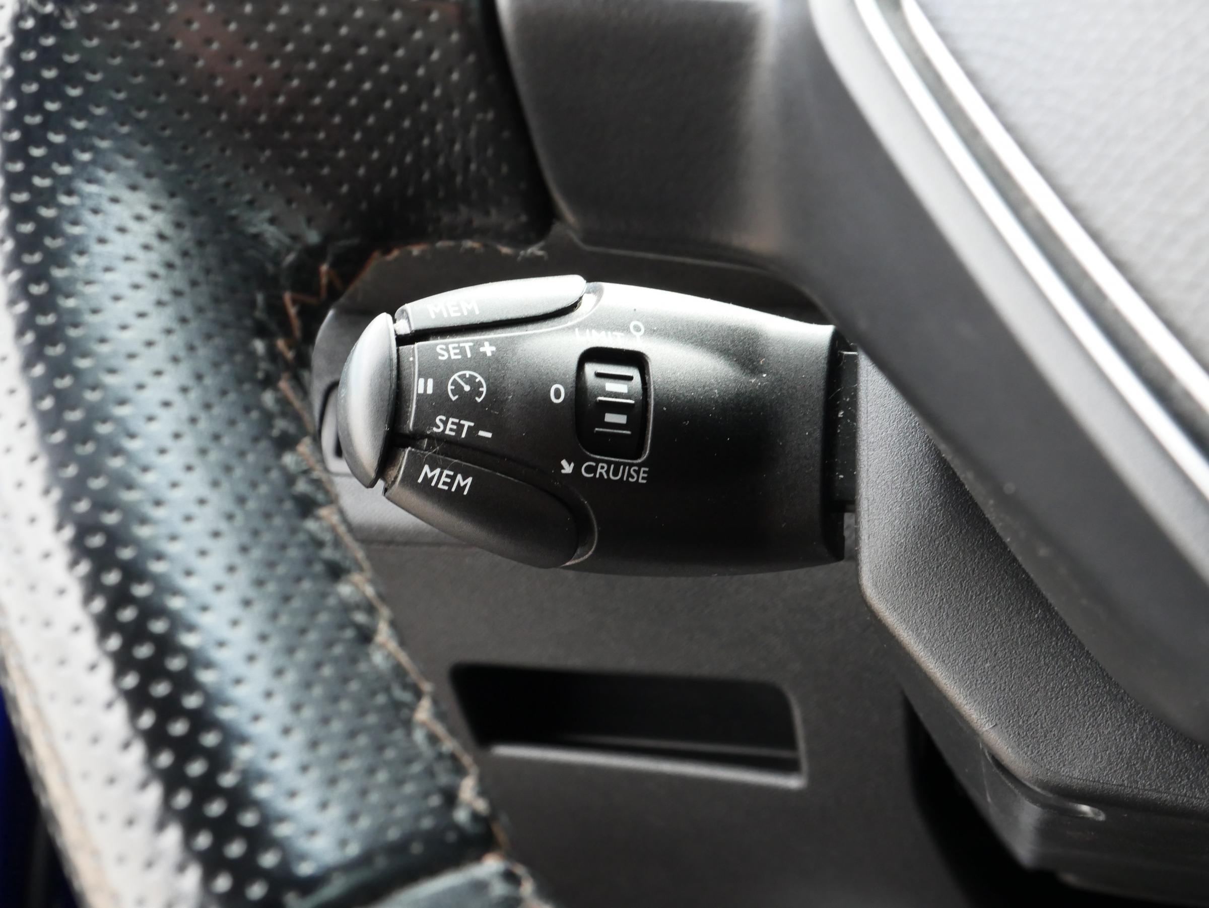 Peugeot 3008, 2018 - pohled č. 18