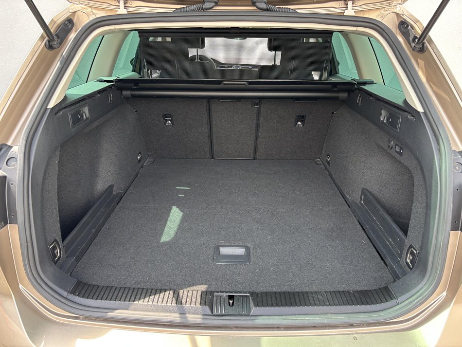 Volkswagen Passat 2.0 TDi Comfortline 4MOTION