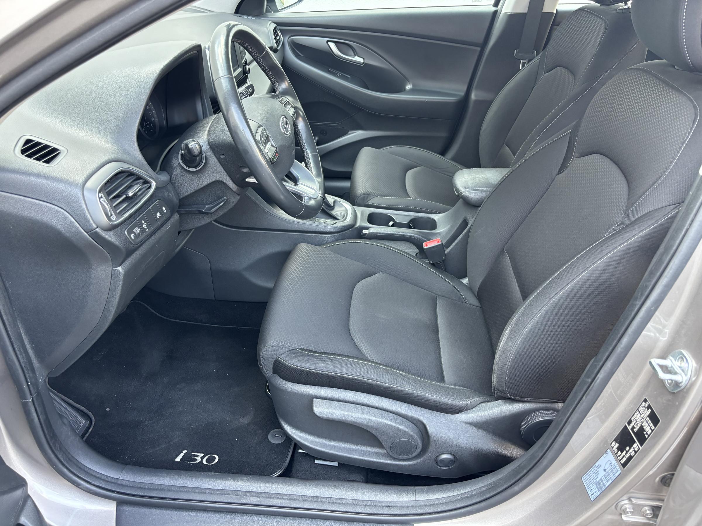 Hyundai i30, 2018 - pohled č. 11