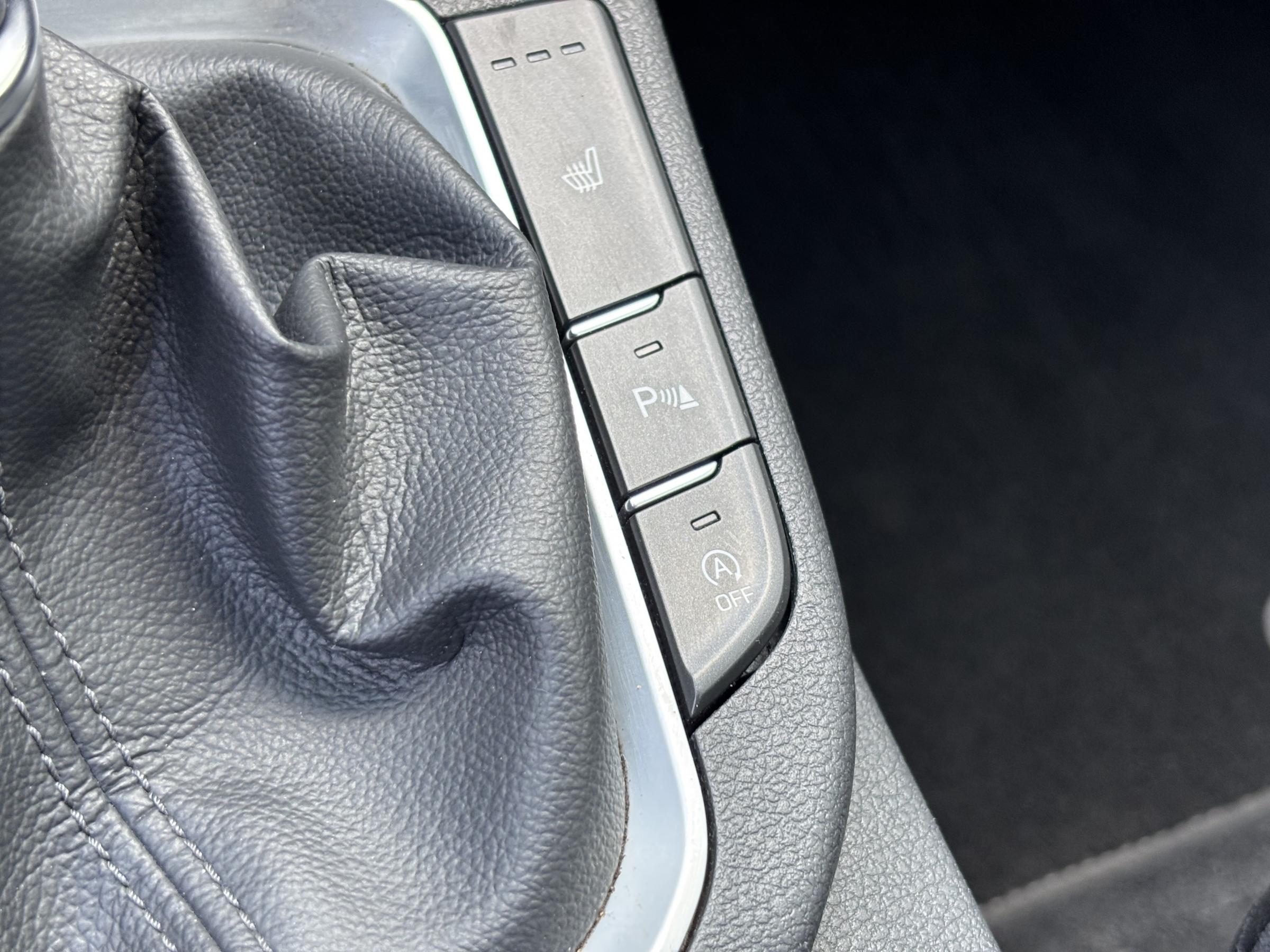 Hyundai i30, 2018 - pohled č. 18