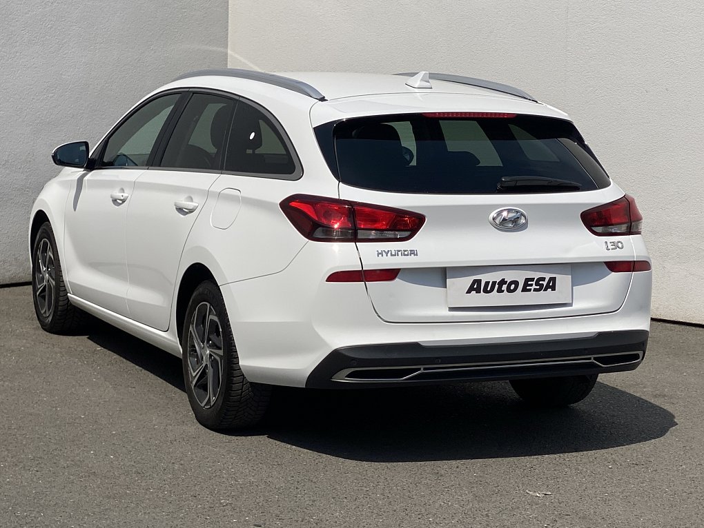 Hyundai I30 1.5 DPi Smart