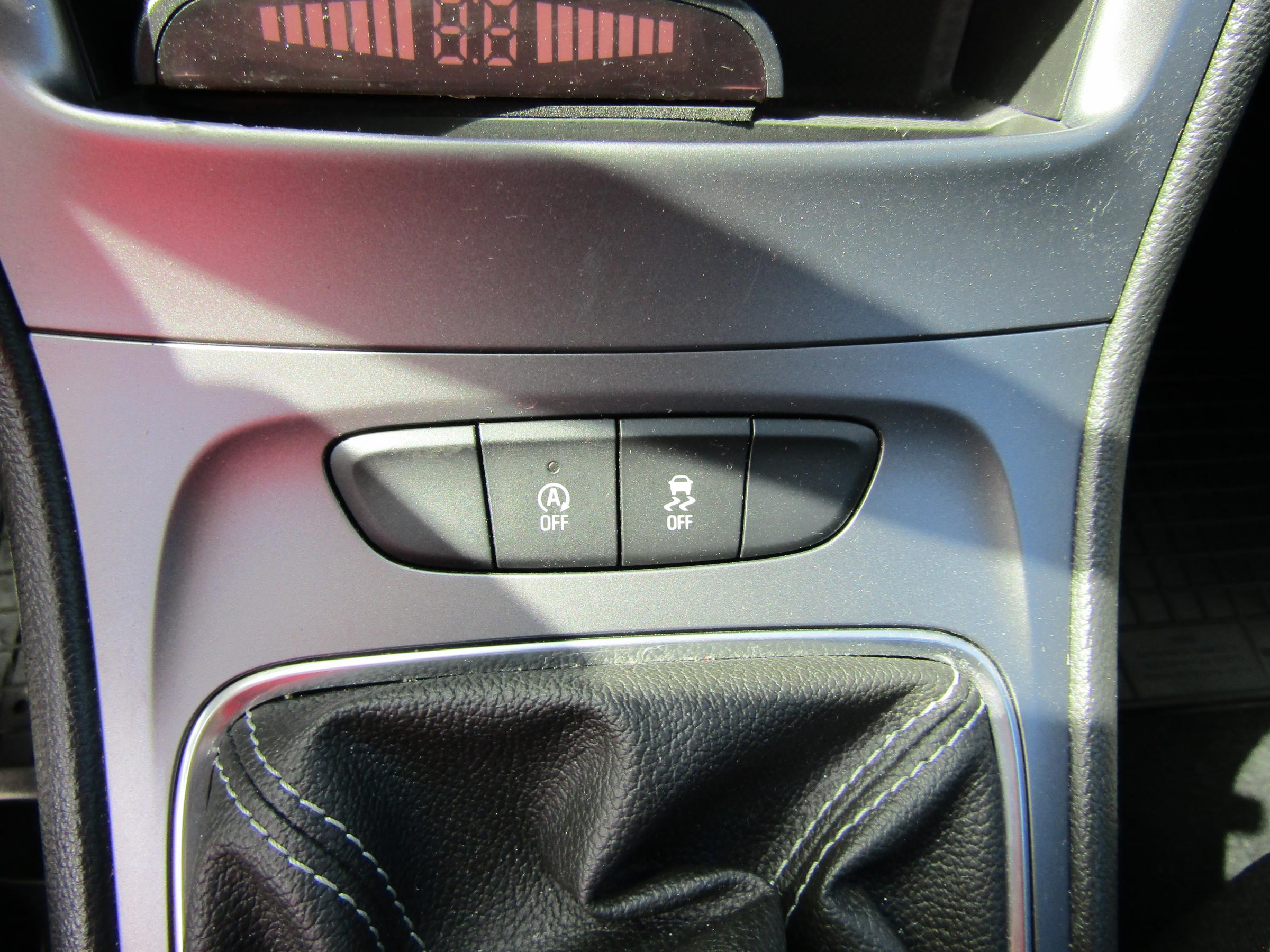 Opel Astra, 2020 - pohled č. 15