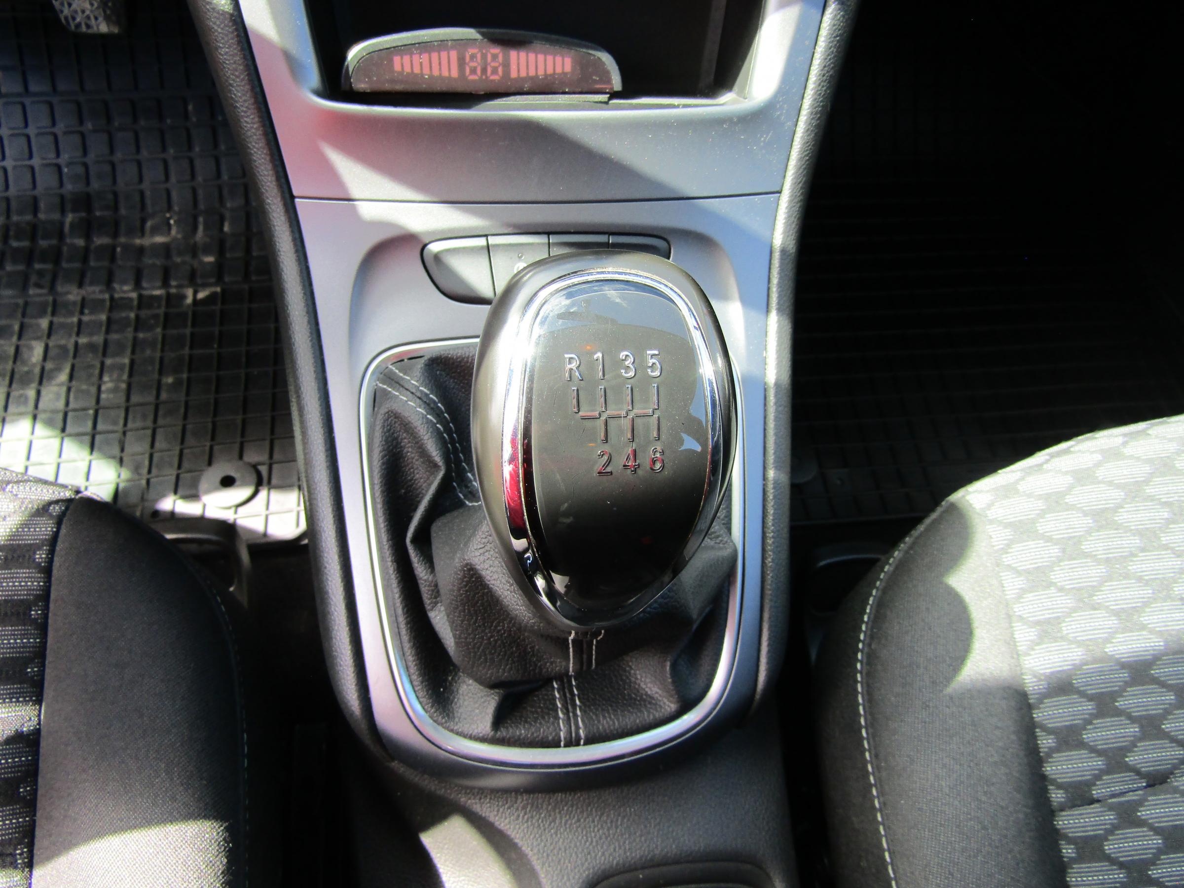 Opel Astra, 2020 - pohled č. 16