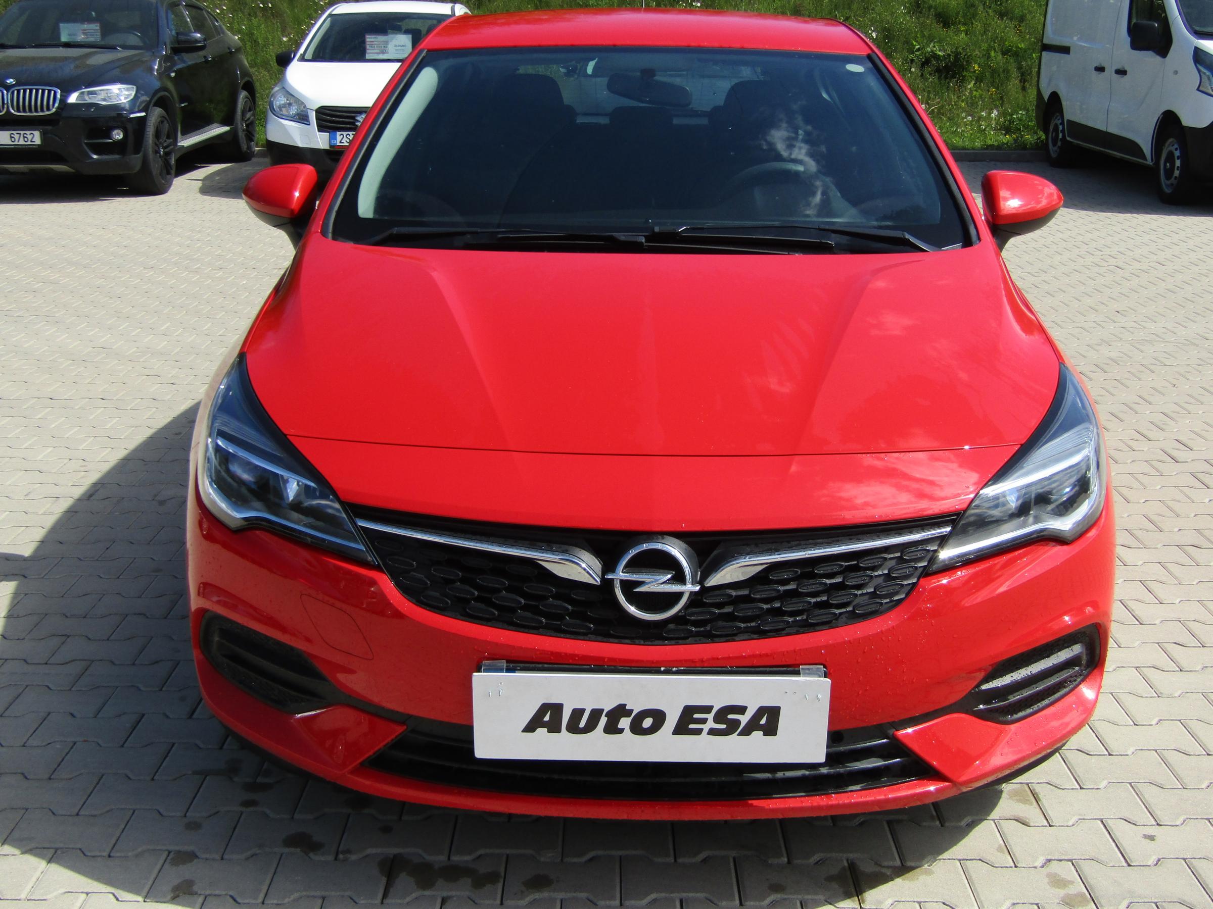 Opel Astra, 2020 - pohled č. 2