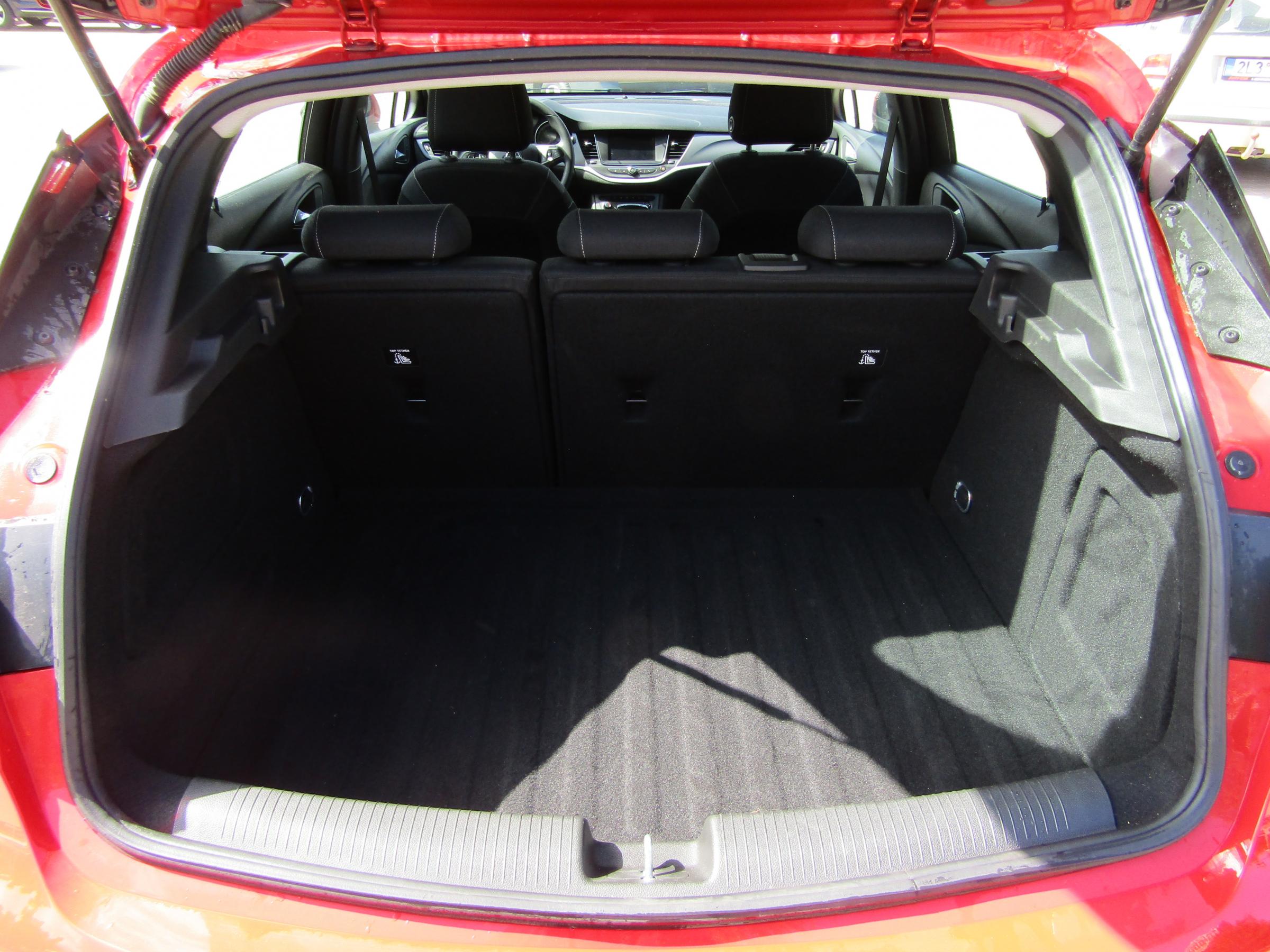 Opel Astra, 2020 - pohled č. 7