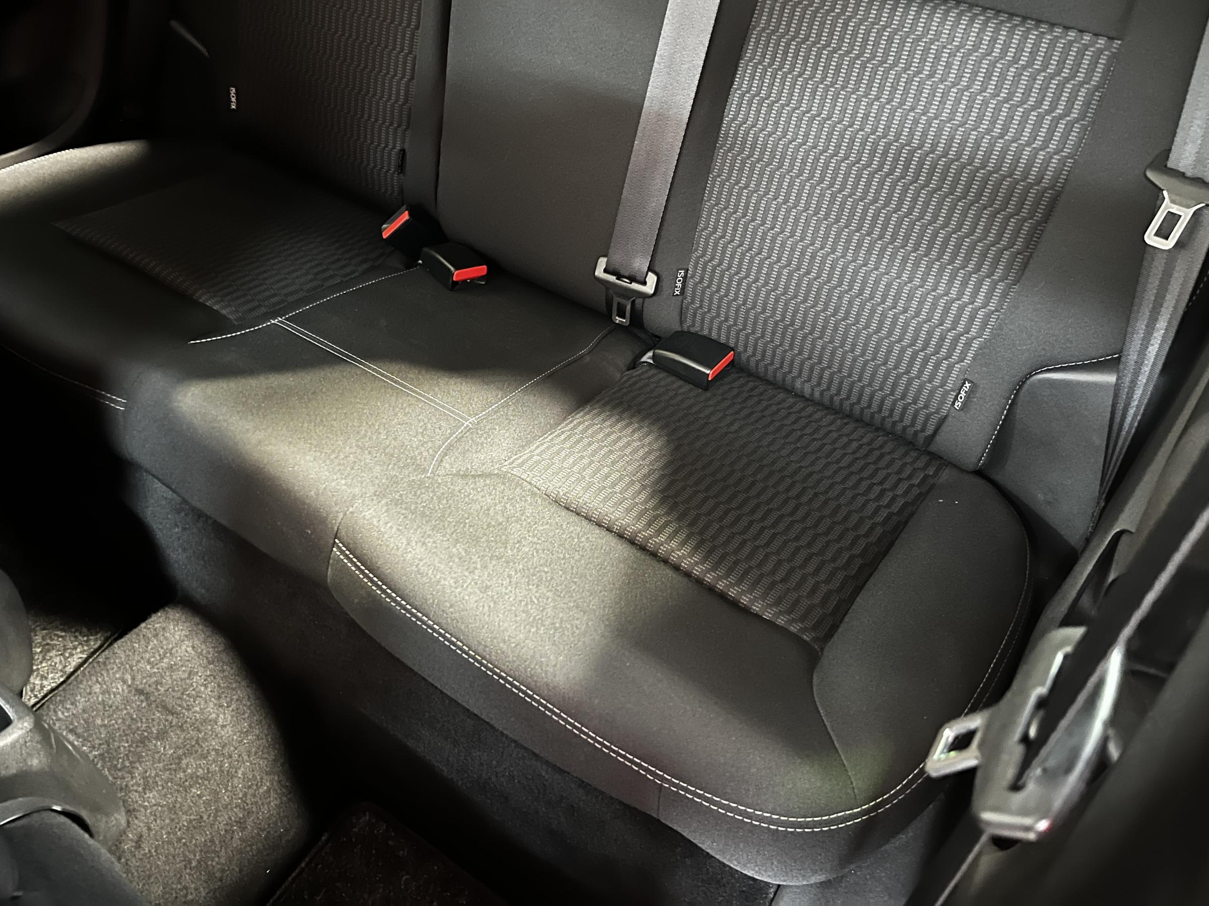 Peugeot 208, 2015 - pohled č. 10