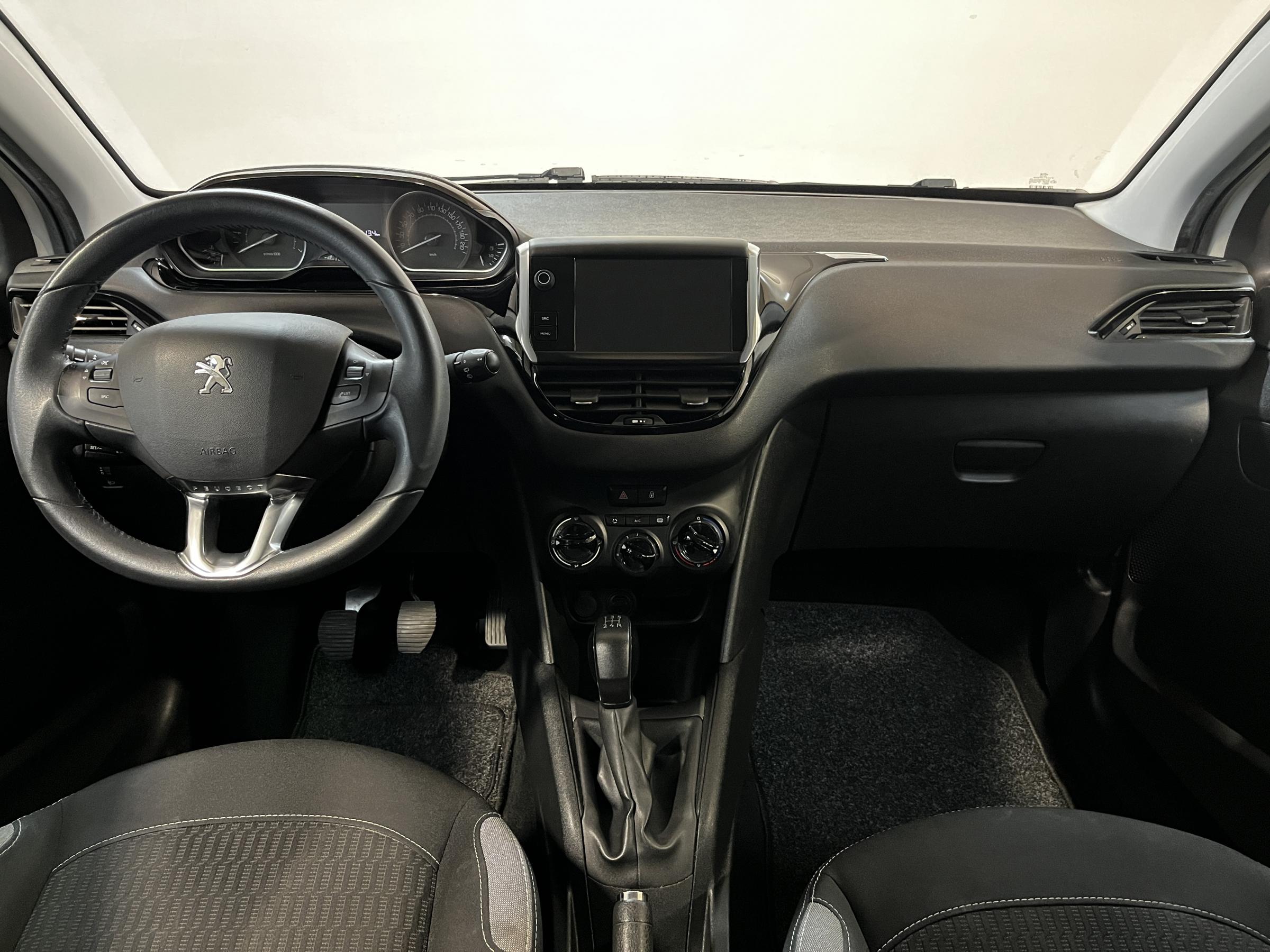 Peugeot 208, 2015 - pohled č. 8