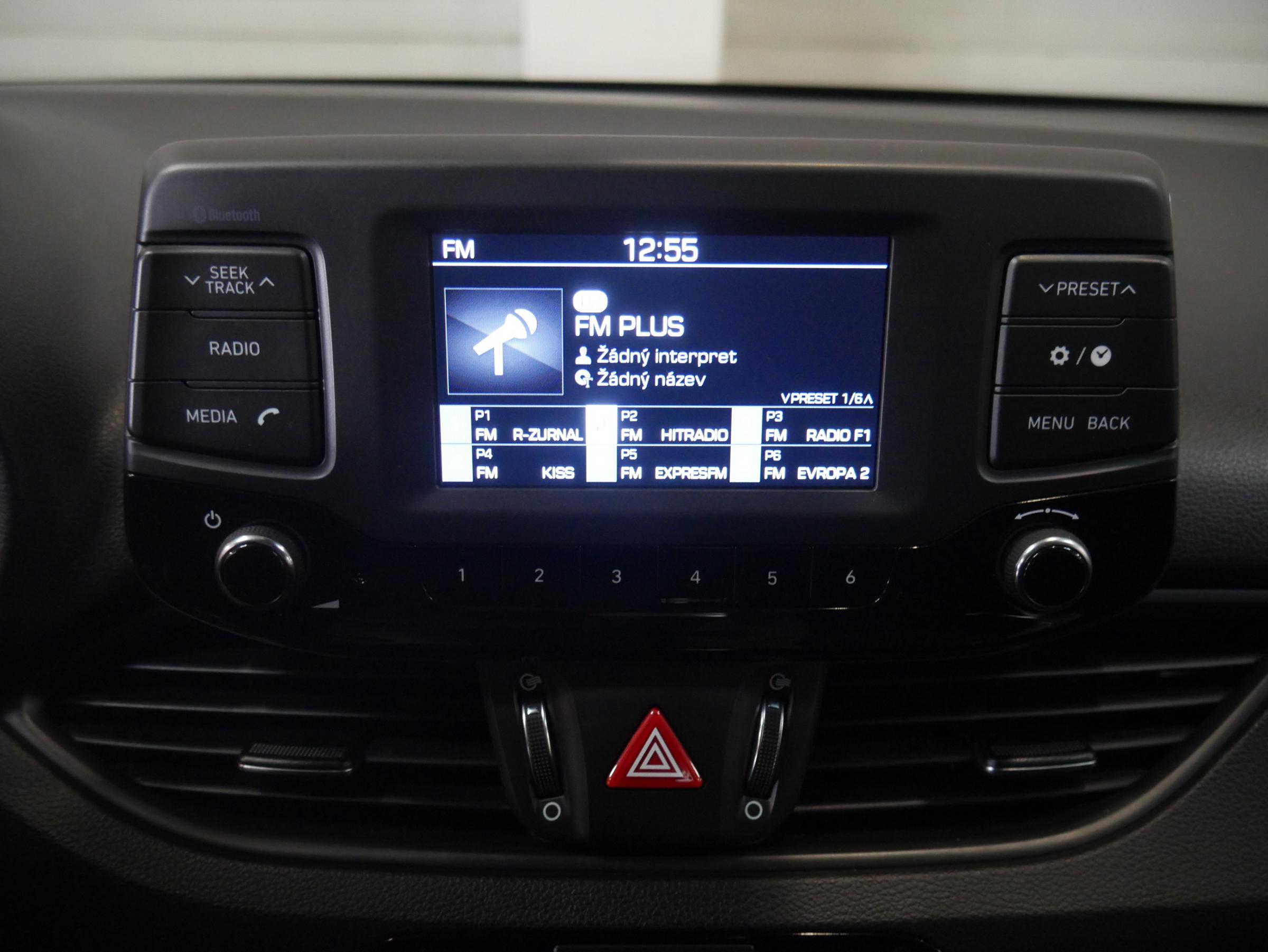 Hyundai i30, 2018 - pohled č. 13