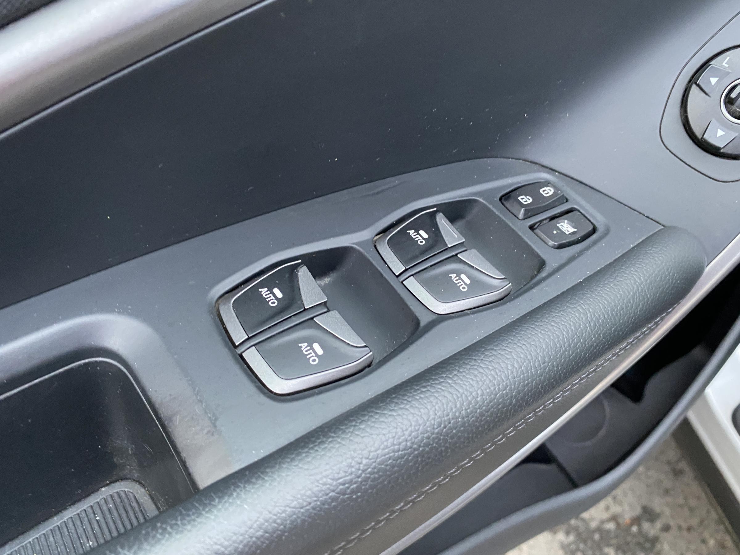 Hyundai Santa Fe, 2015 - pohled č. 13