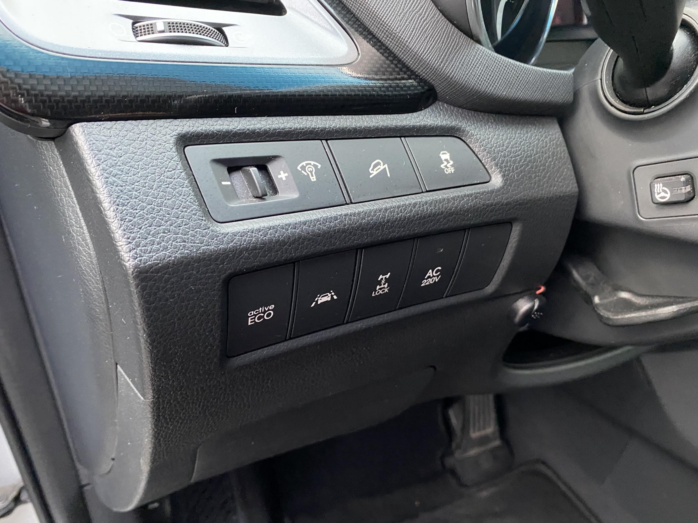 Hyundai Santa Fe, 2015 - pohled č. 15