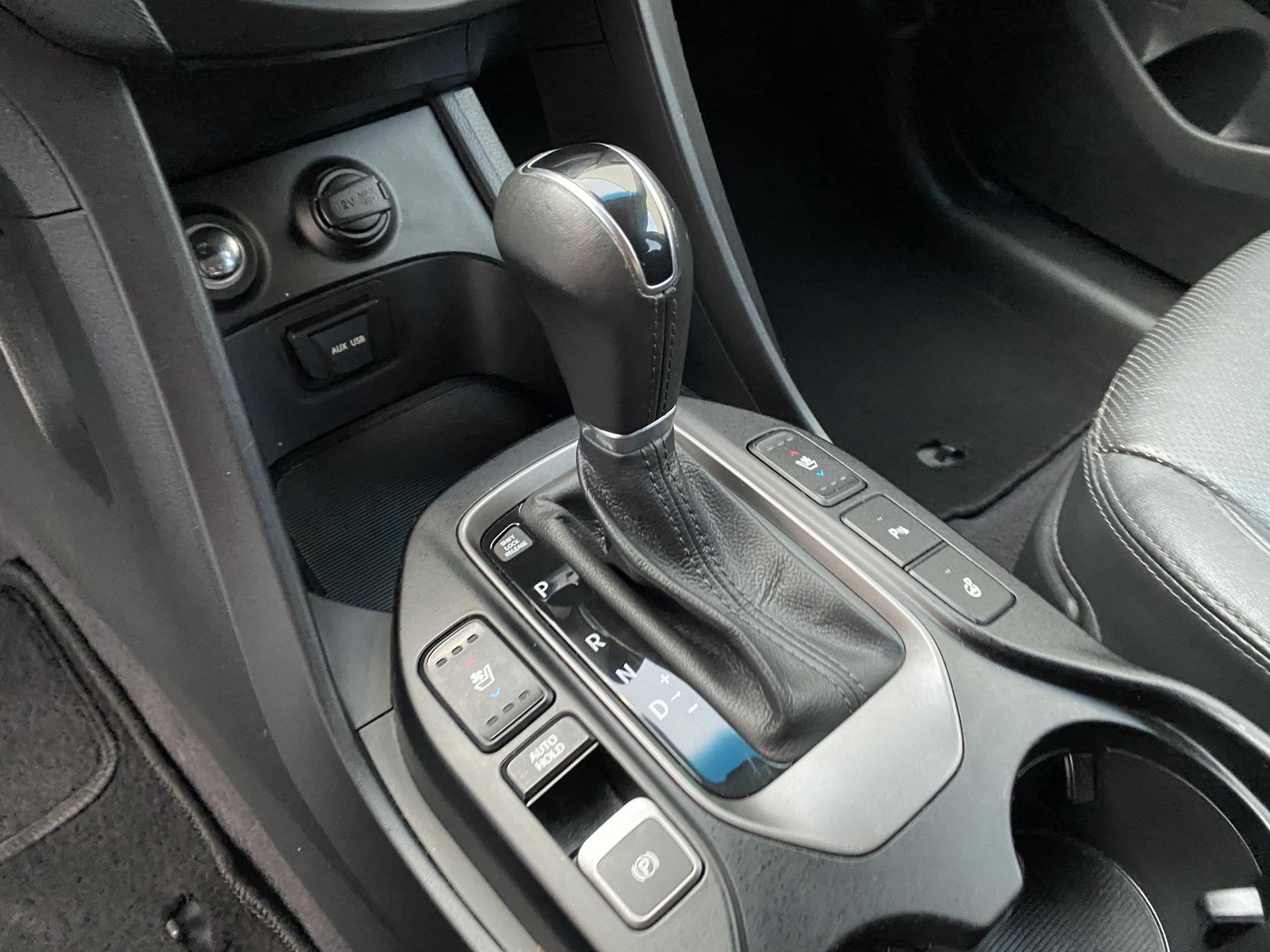 Hyundai Santa Fe, 2015 - pohled č. 16