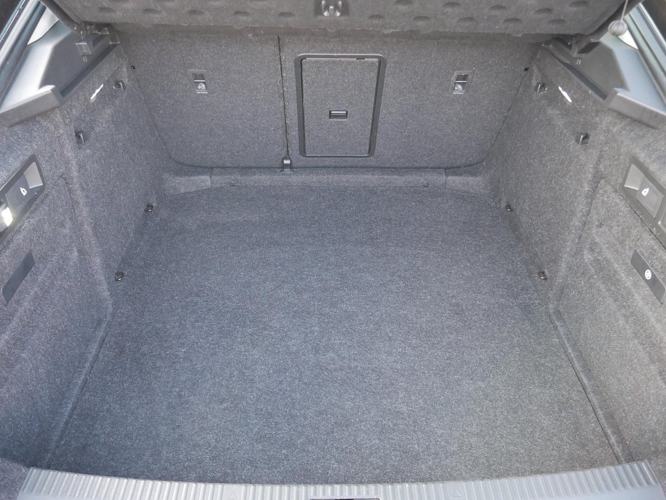 Škoda Superb III 2.0 TDi Style