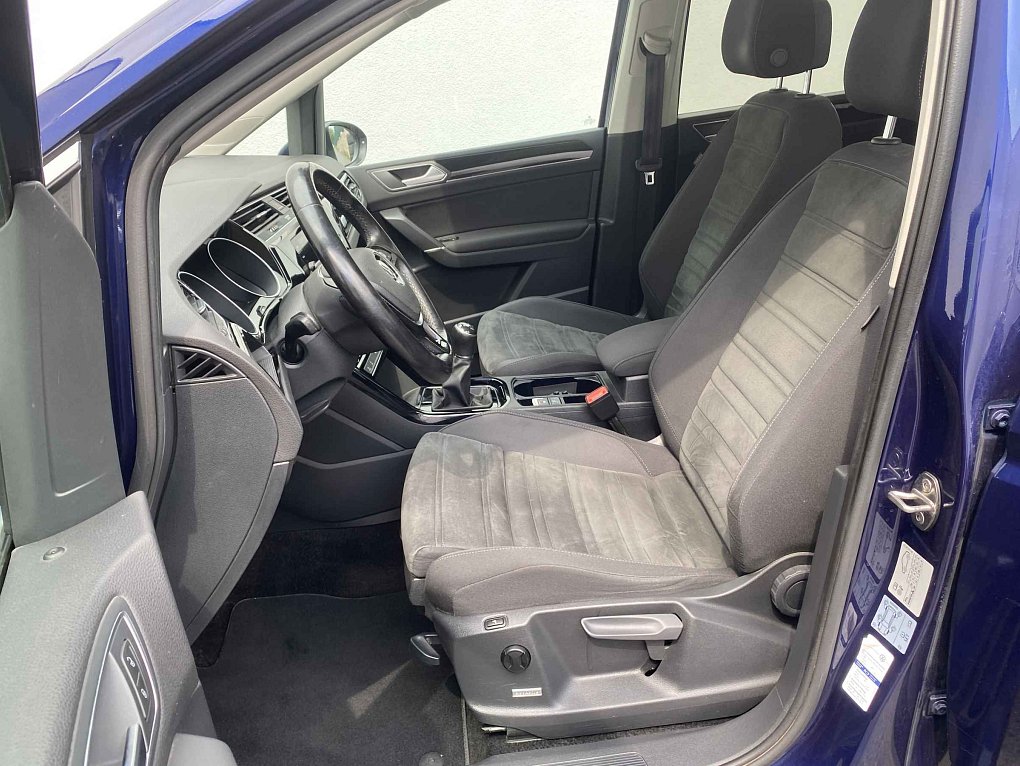 Volkswagen Touran 2.0 TDi Highline