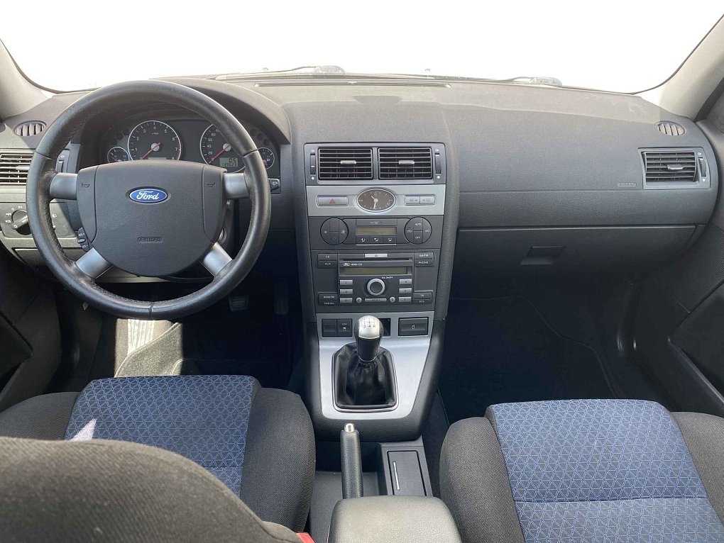 Ford Mondeo 1.8i Futura X