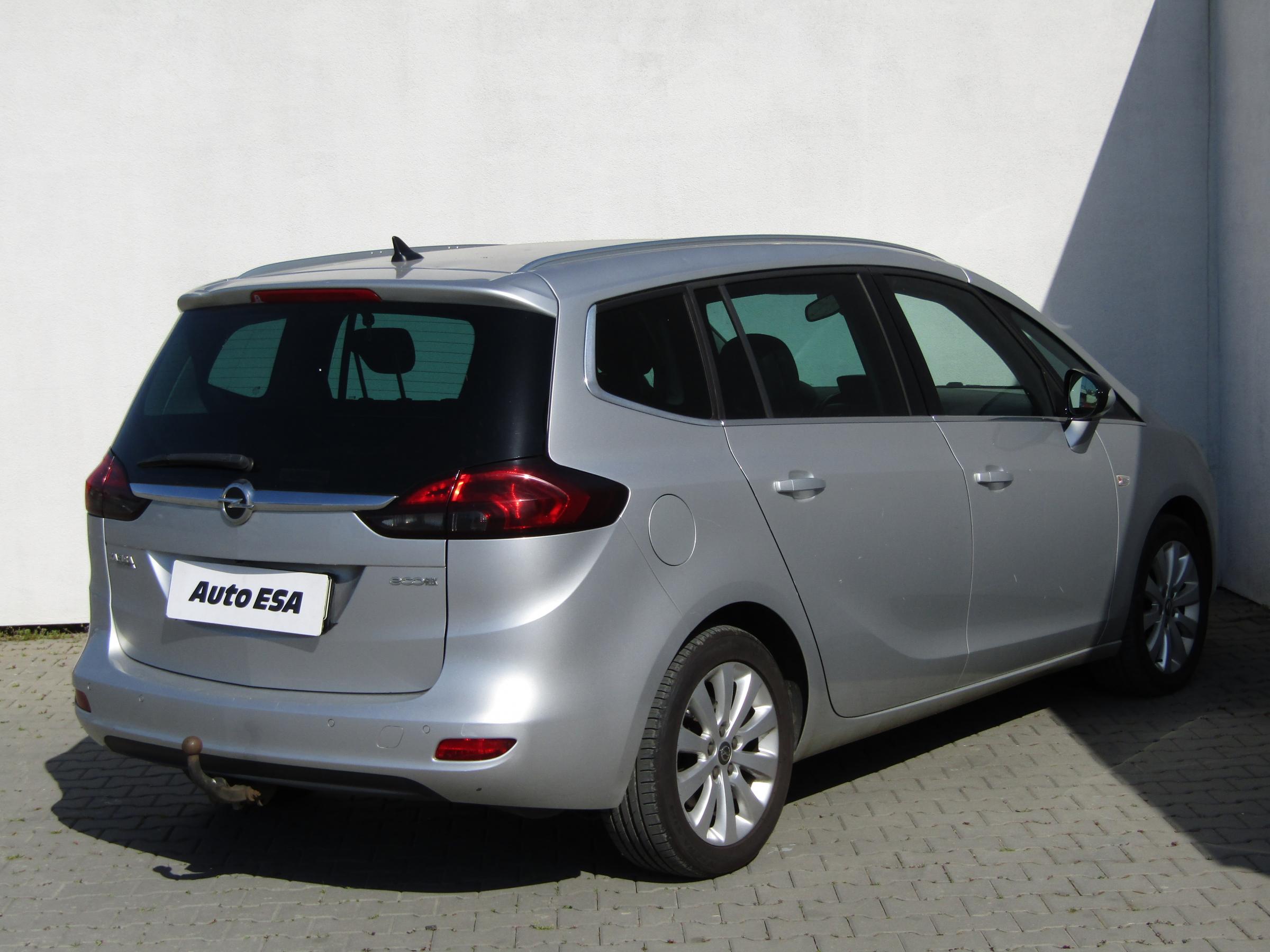 Opel Zafira, 2014 - pohled č. 4