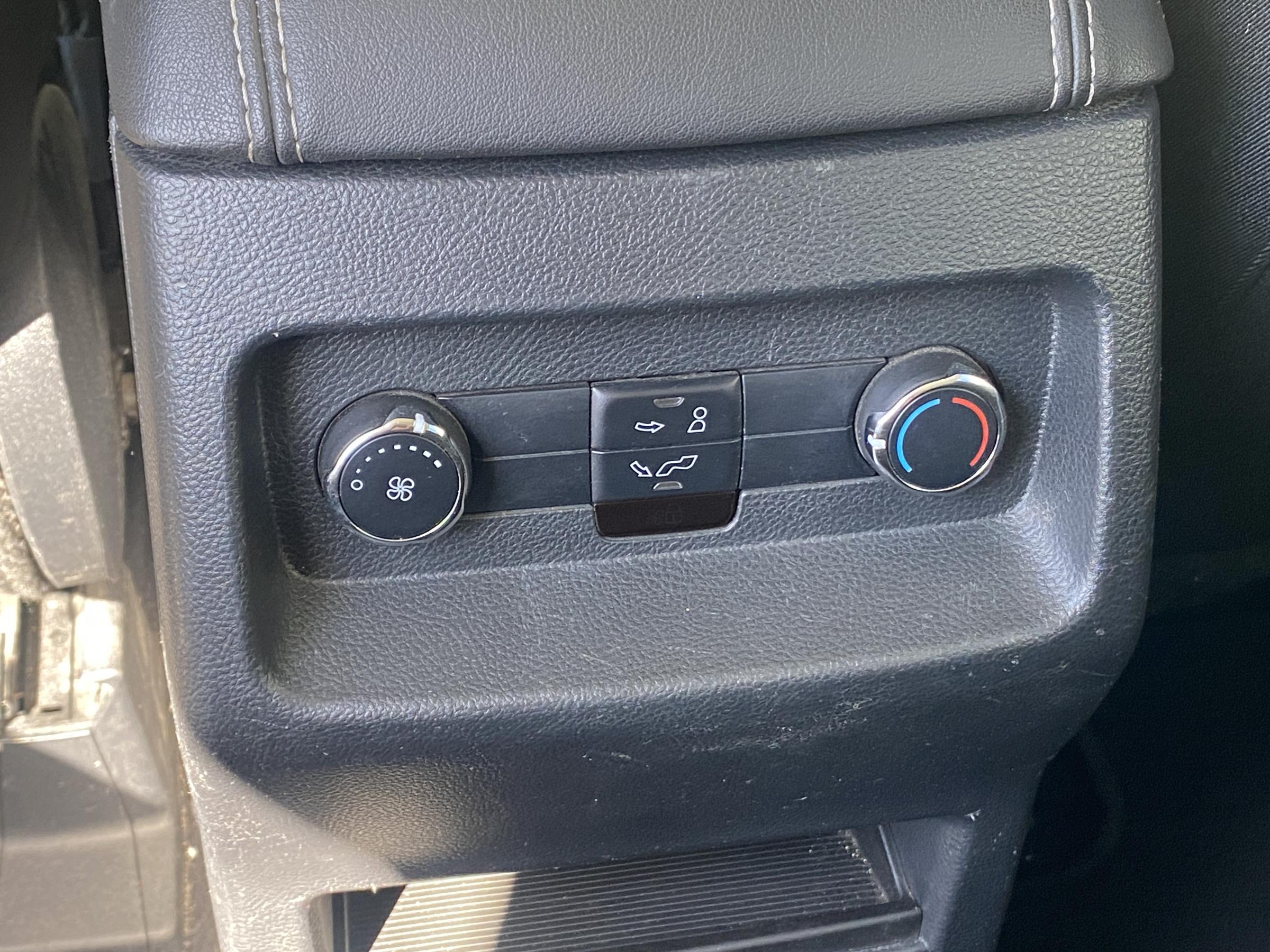 Ford Galaxy, 2016 - pohled č. 8