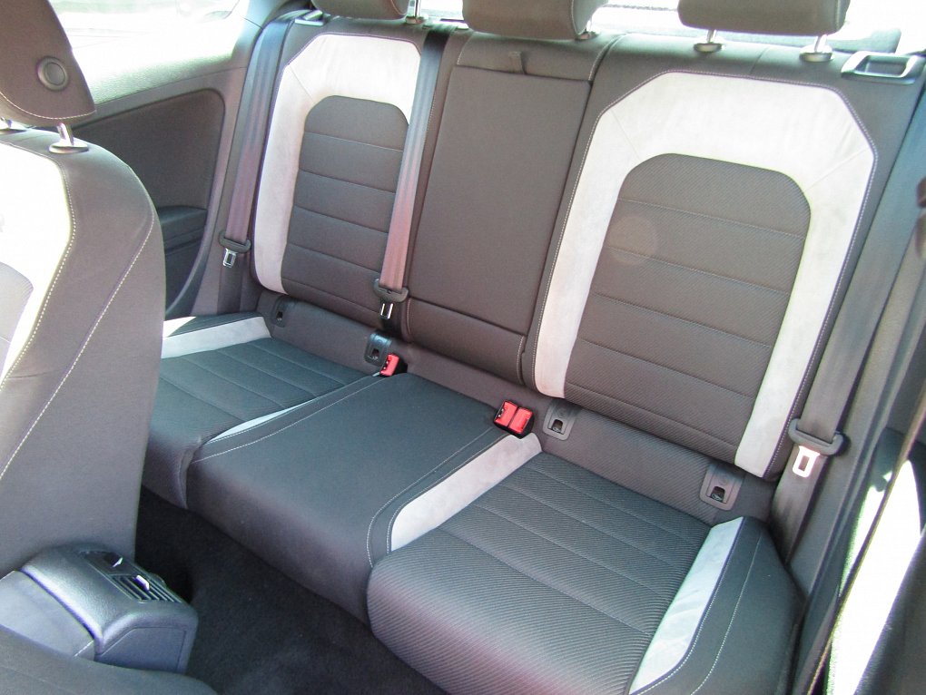 Volkswagen Golf 2.0 TSi  4x4