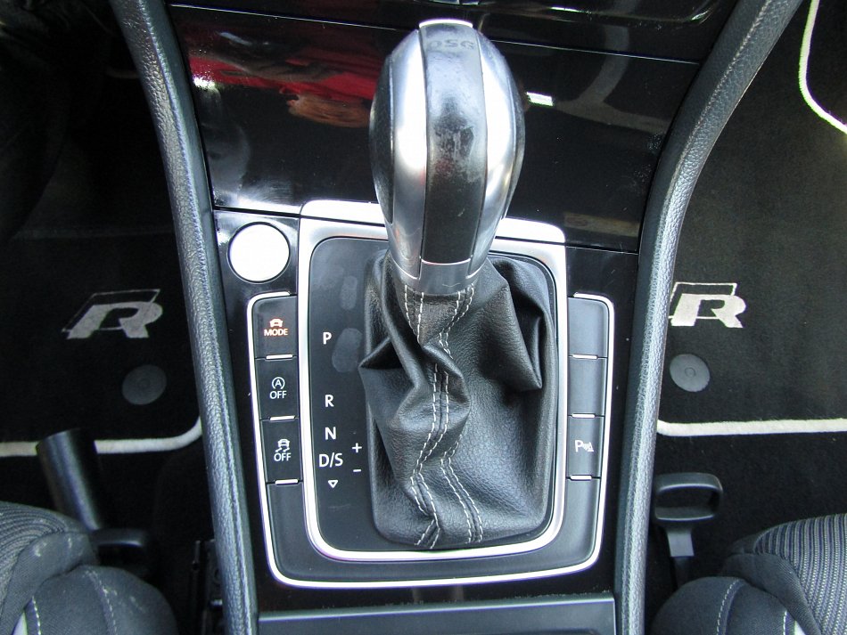 Volkswagen Golf 2.0 TSi  4x4