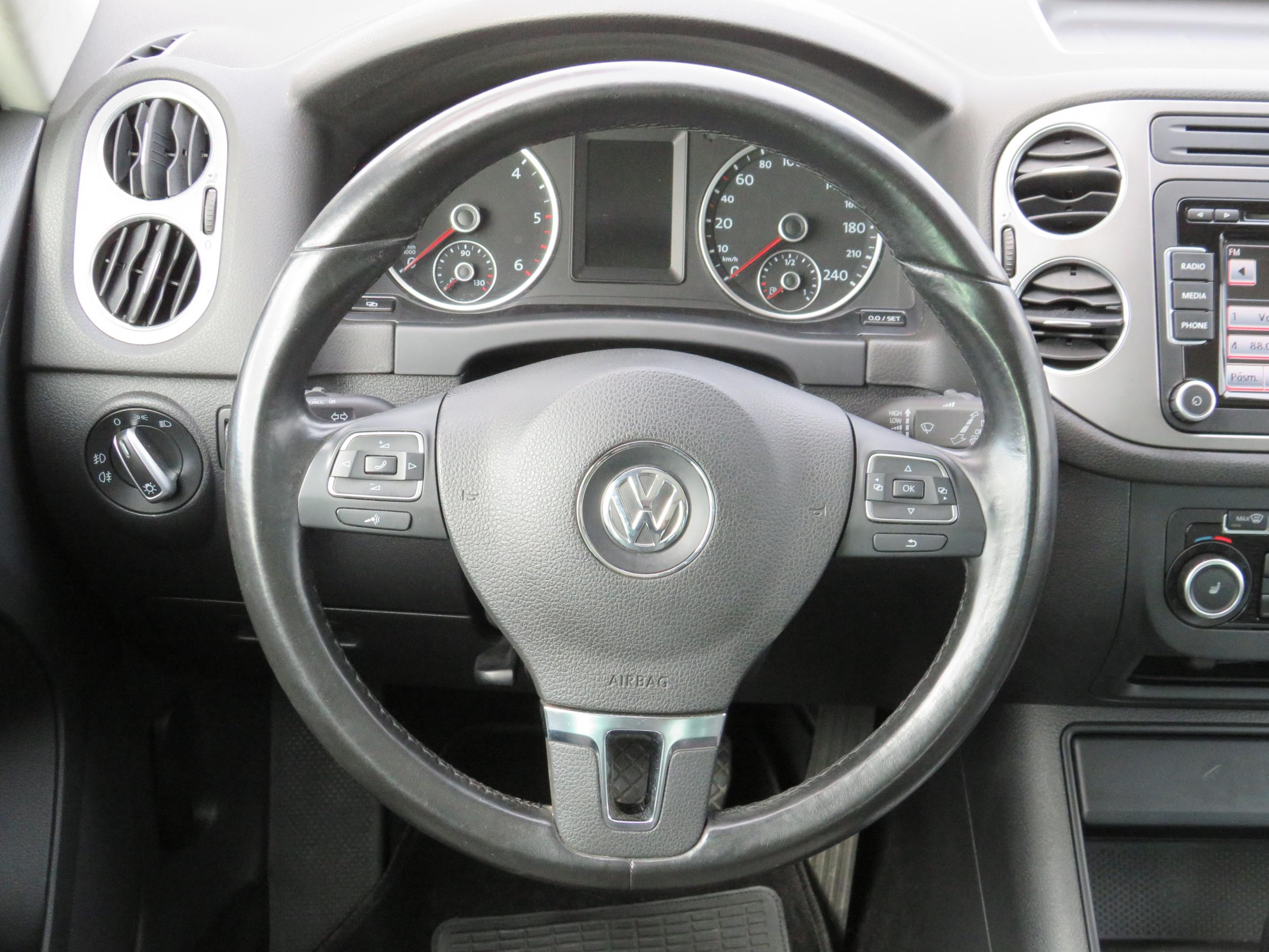 Volkswagen Tiguan, 2011 - pohled č. 12