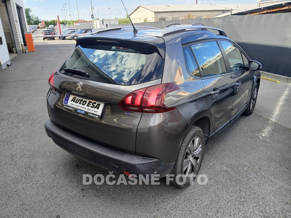 Peugeot 2008 1.2 