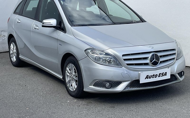 Mercedes-Benz Třída B 1.6i  180