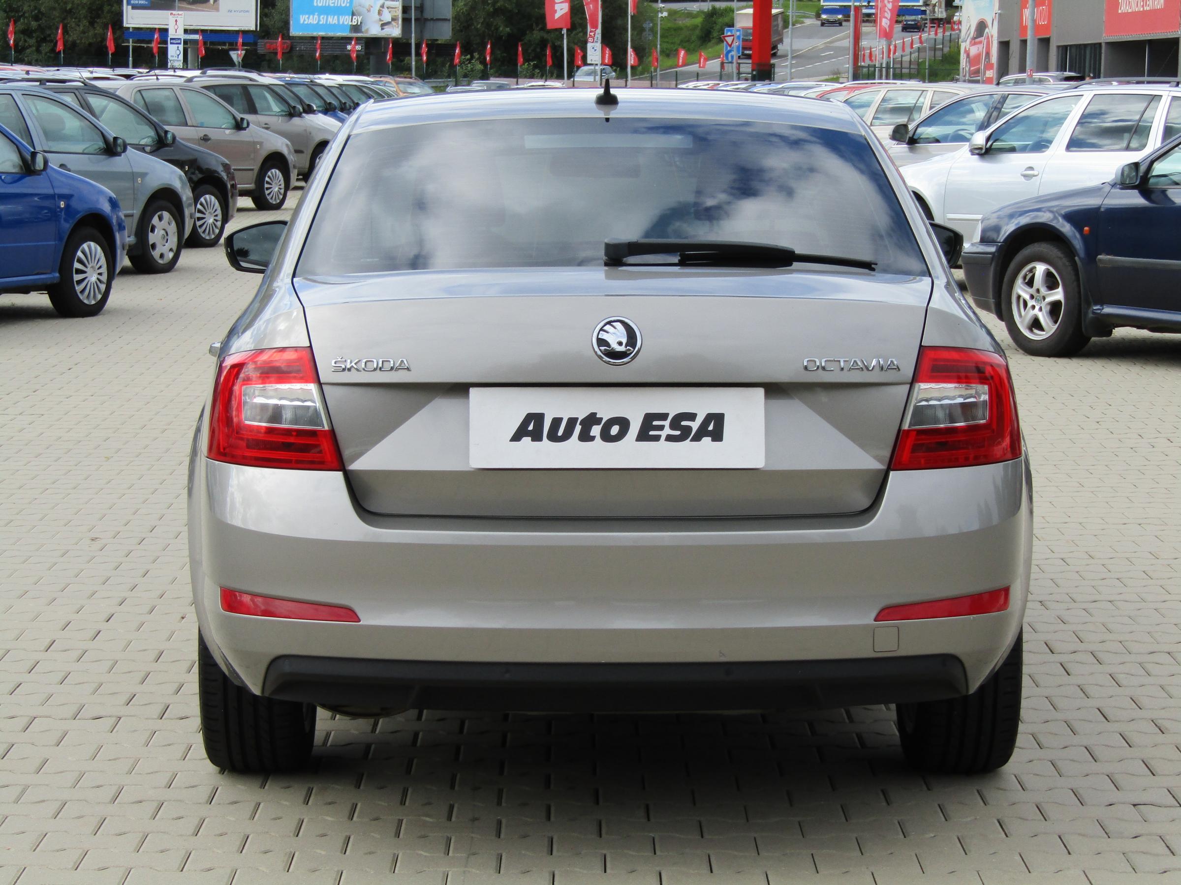 Škoda Octavia III, 2014 - pohled č. 5