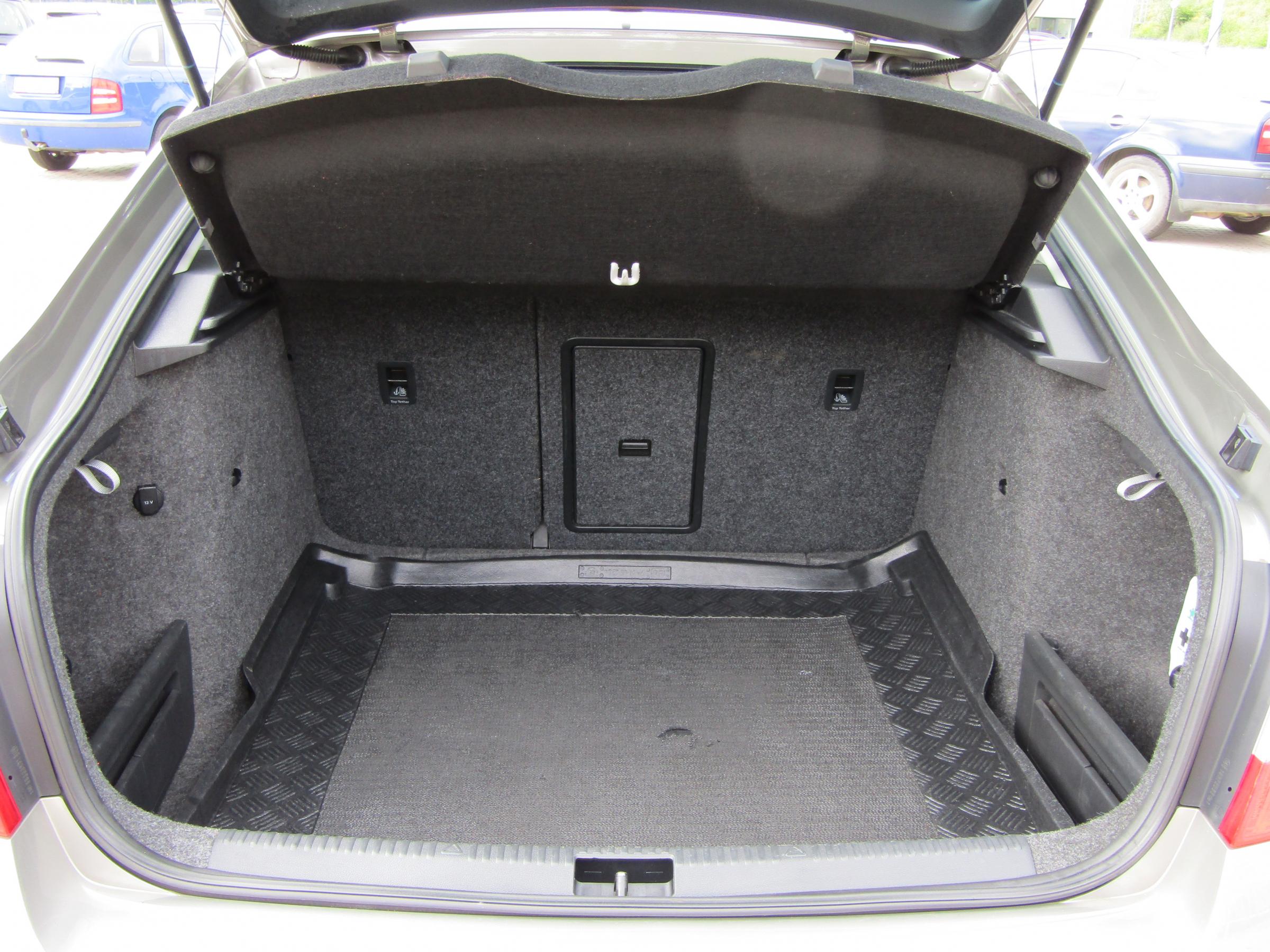 Škoda Octavia III, 2014 - pohled č. 7