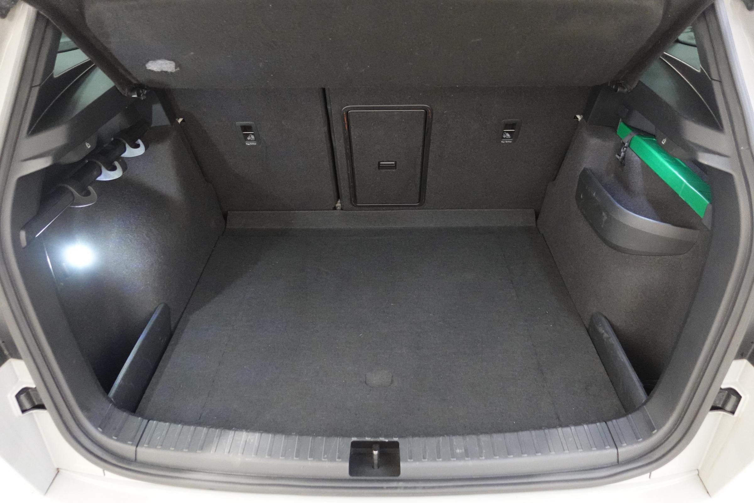 Škoda Karoq, 2020 - pohled č. 7