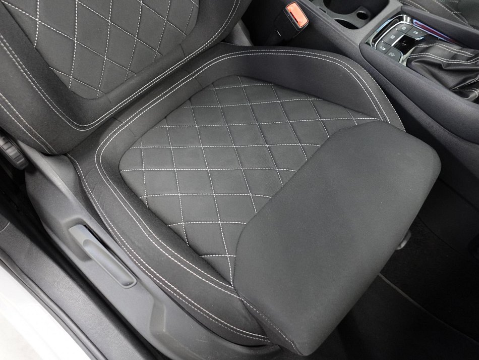 Škoda Karoq 2.0TDi  4x4