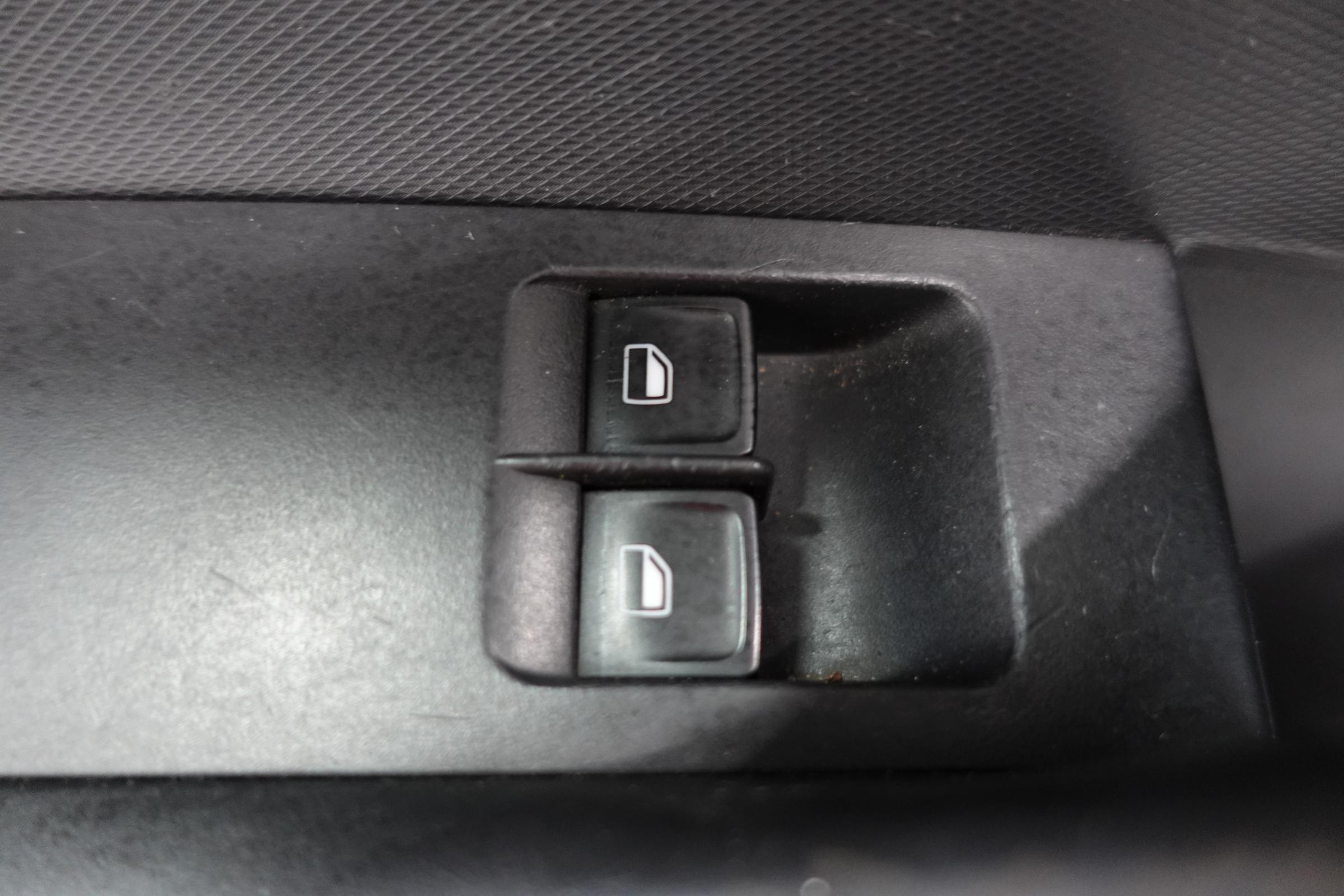 Škoda Rapid, 2014 - pohled č. 14