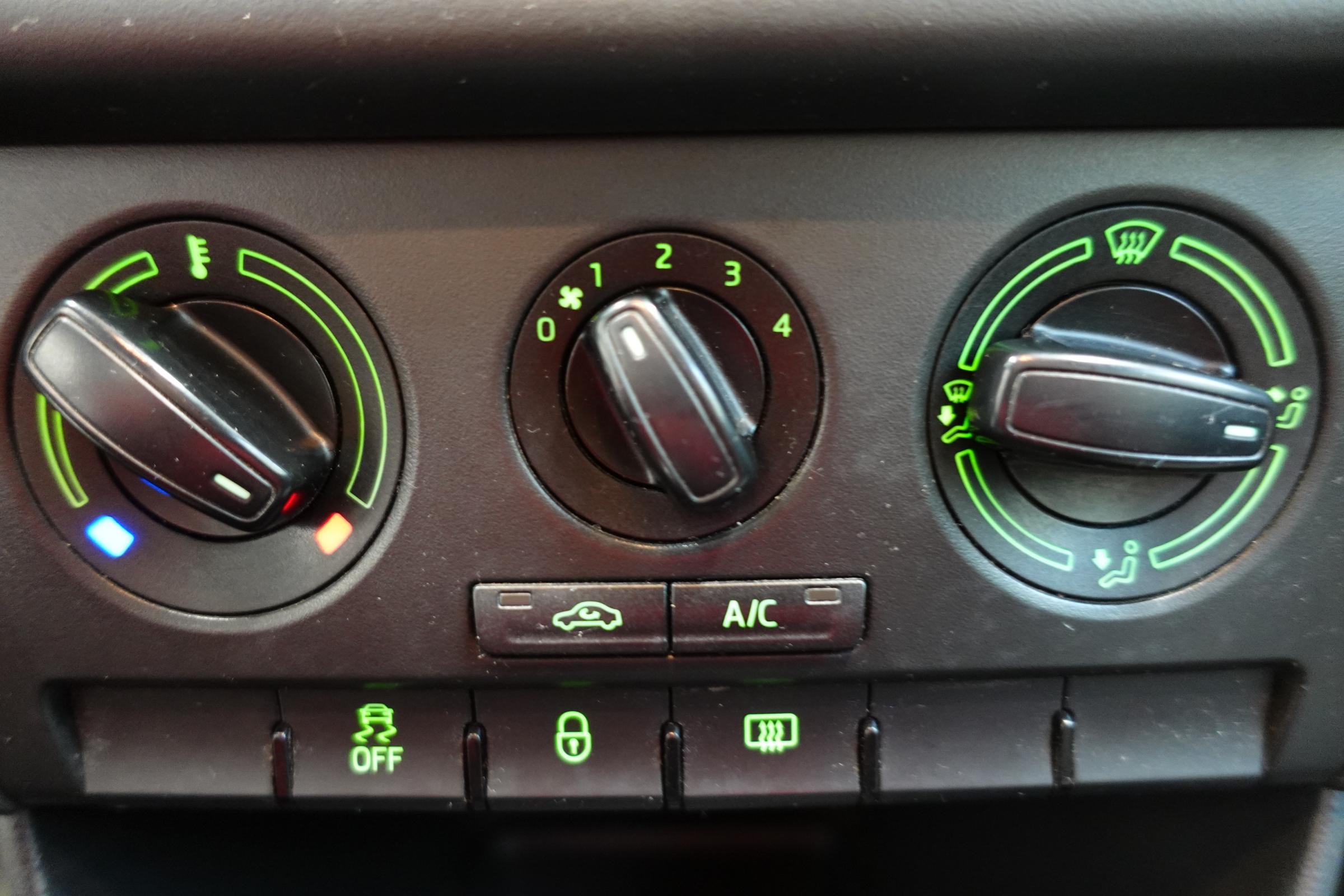 Škoda Rapid, 2014 - pohled č. 17