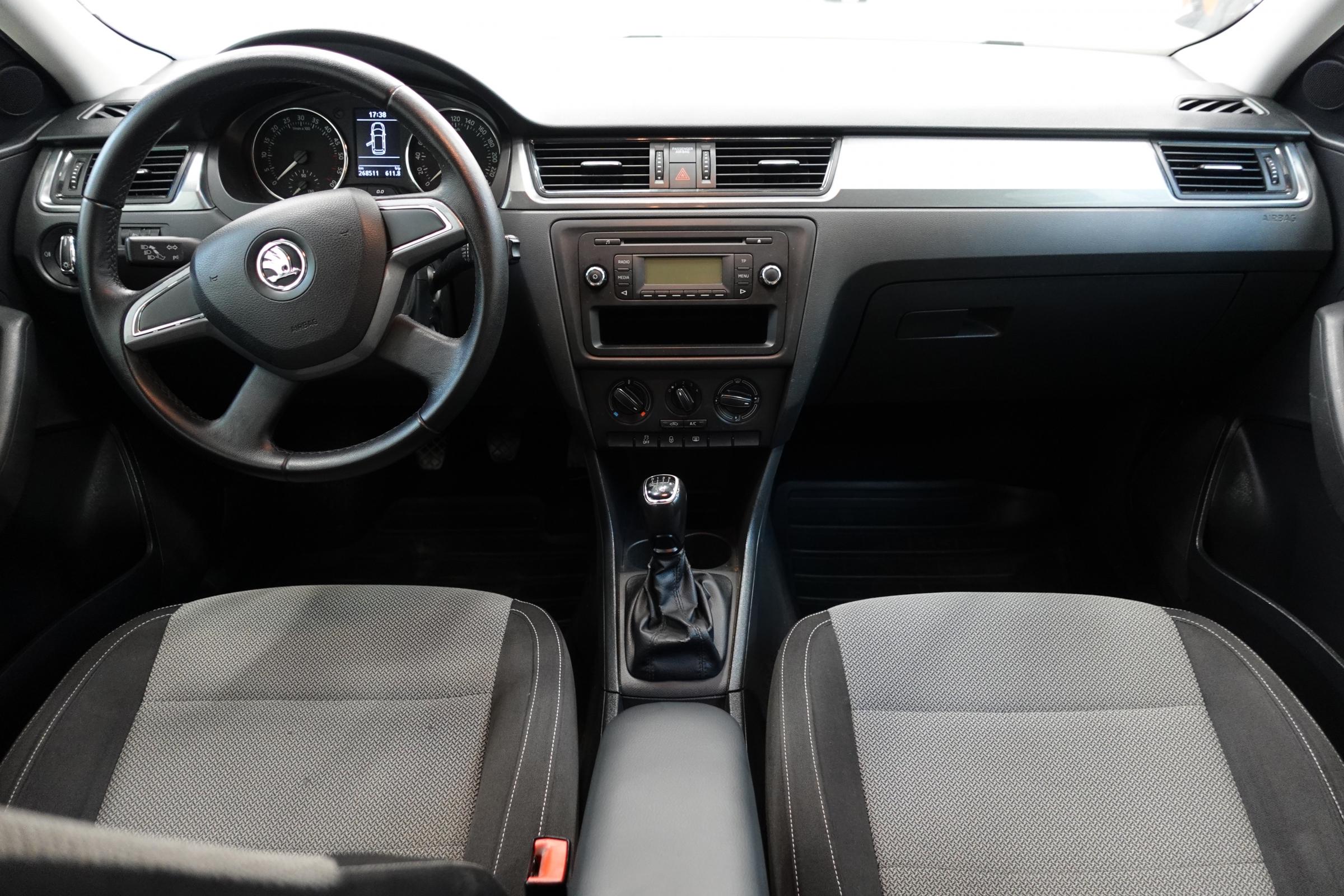 Škoda Rapid, 2014 - pohled č. 8