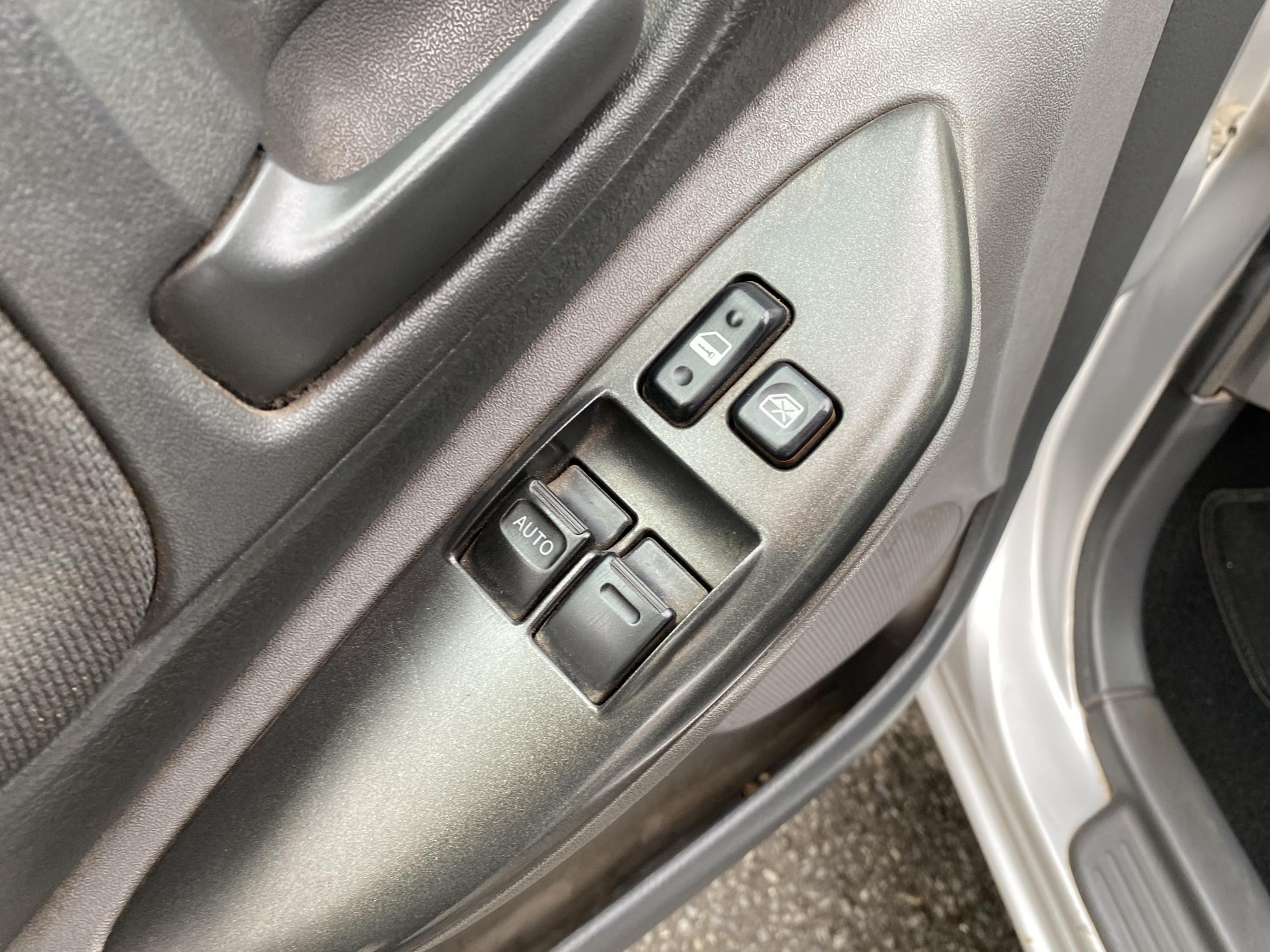 Toyota Yaris, 2001 - pohled č. 11