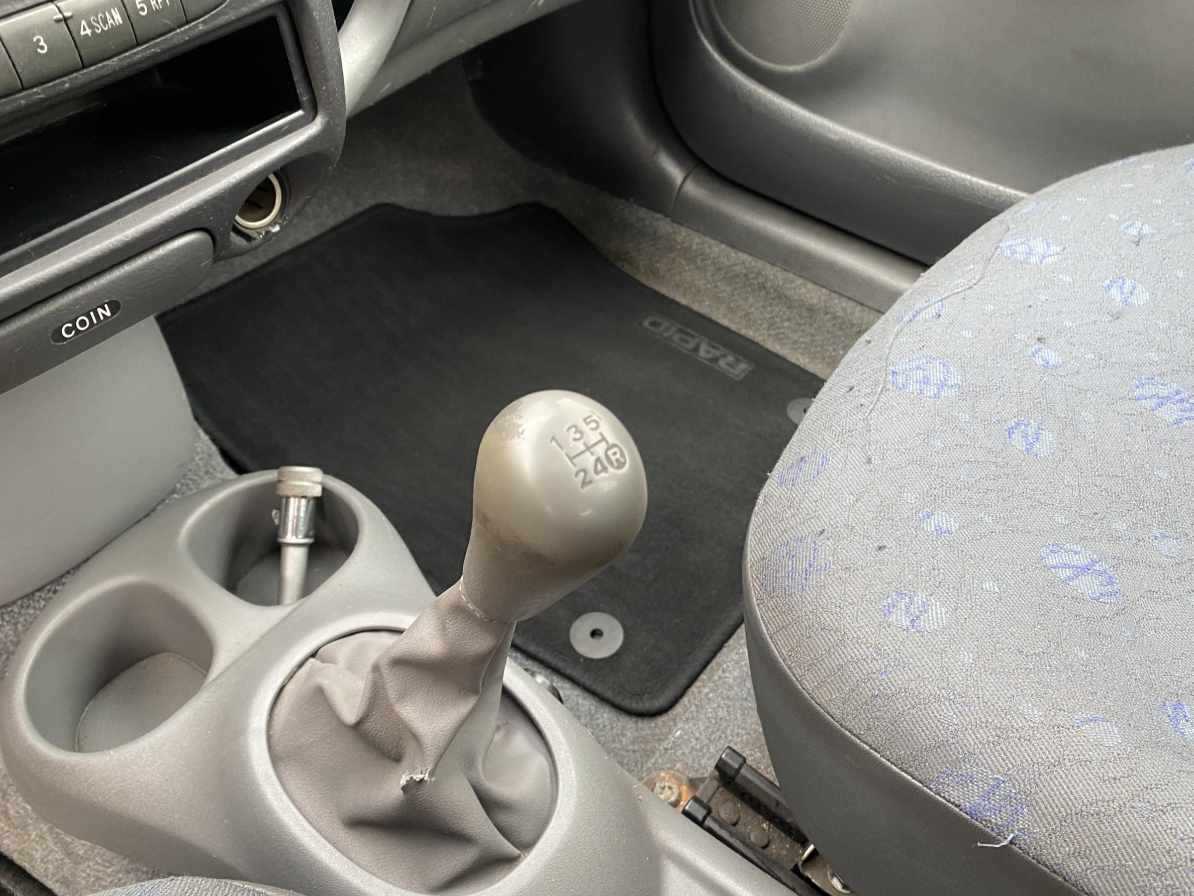 Toyota Yaris, 2001 - pohled č. 12