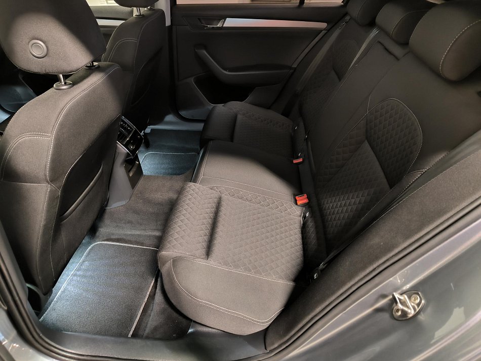 Škoda Superb III 2.0 TDi 